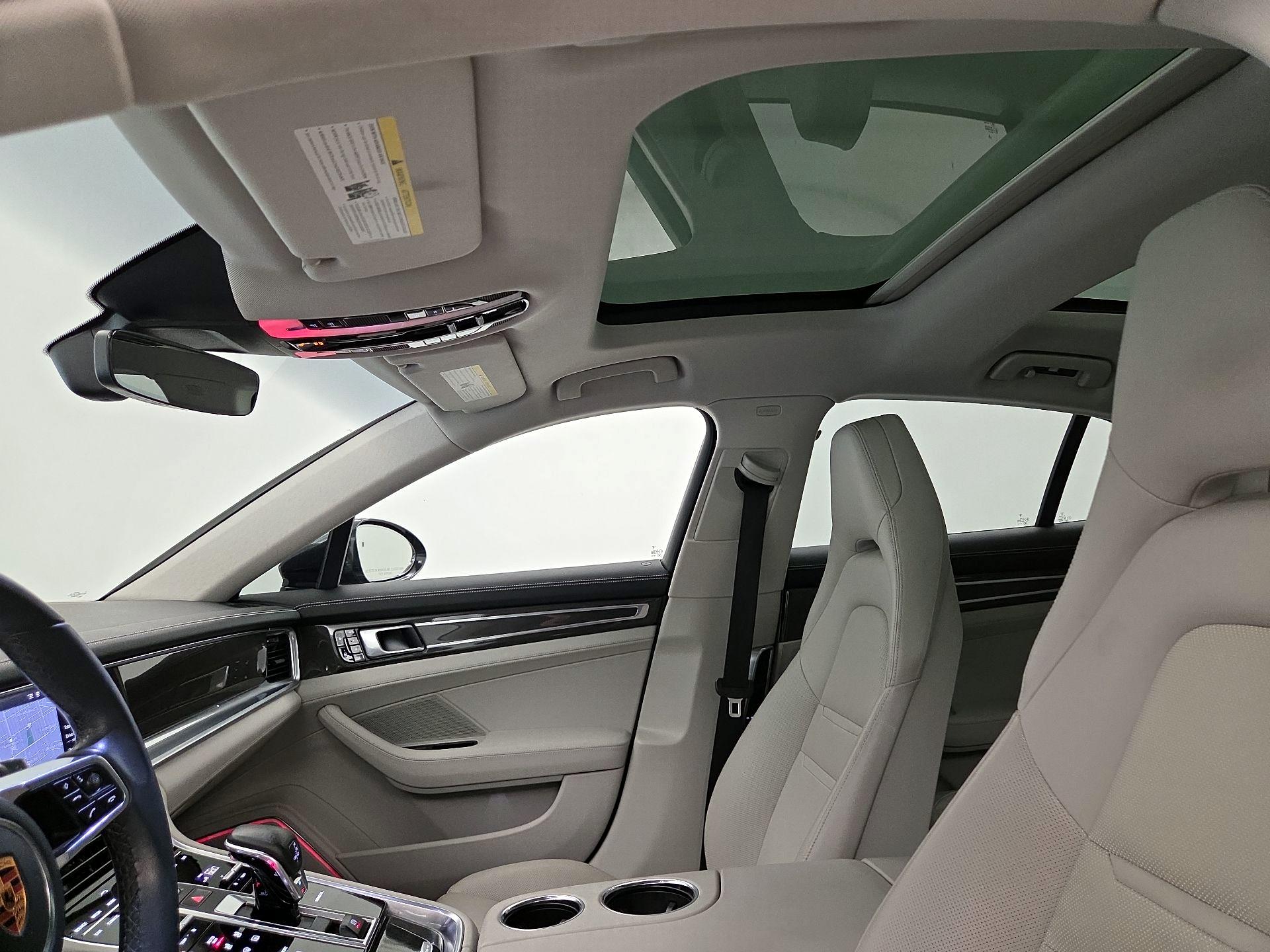 Thumbnail: 2018 Porsche Panamera - 20