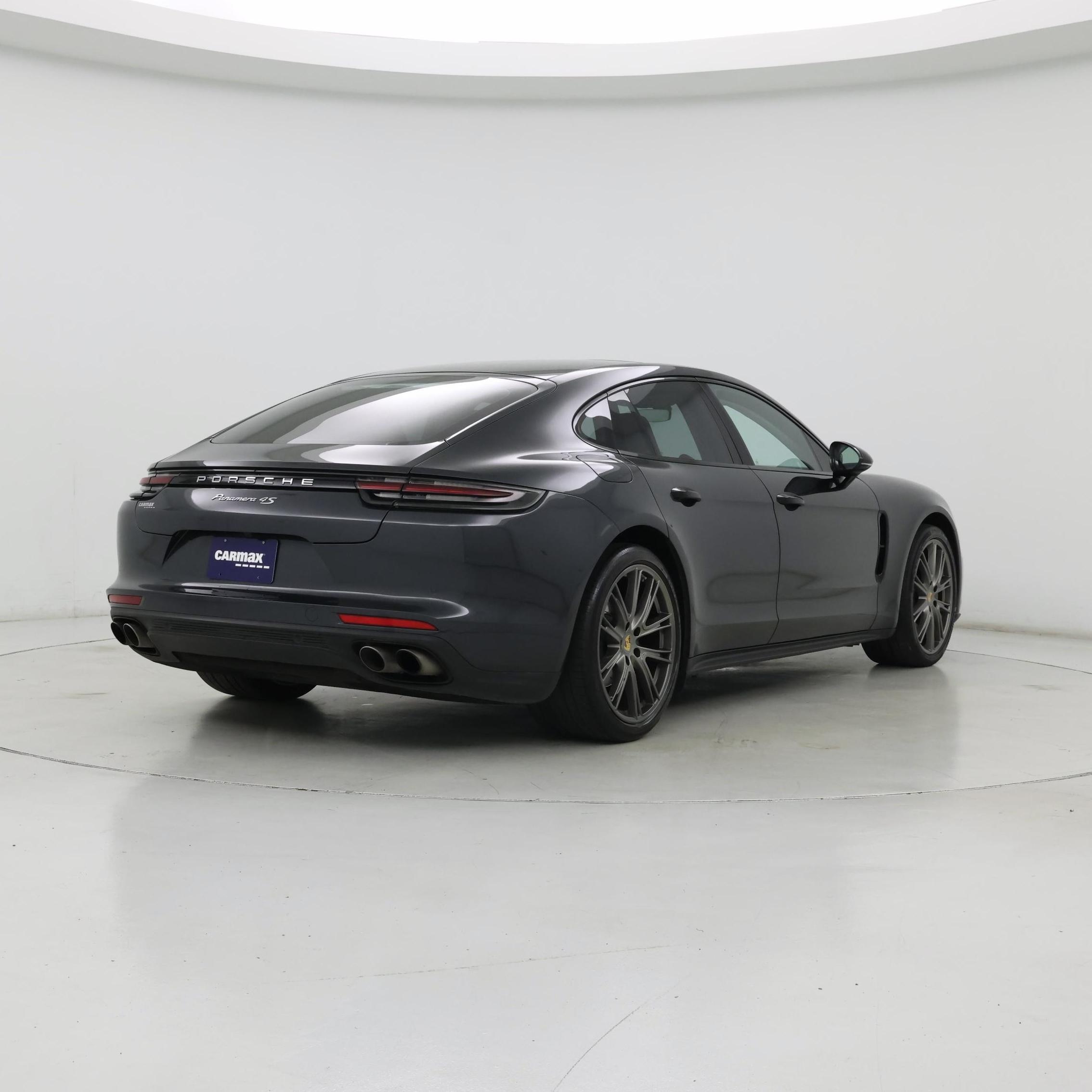 Thumbnail: 2018 Porsche Panamera - 8