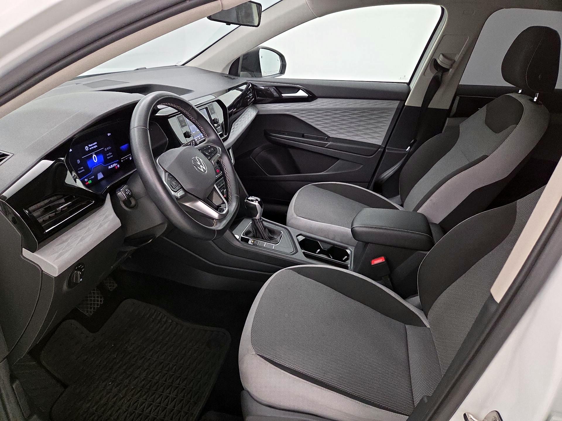 Thumbnail: 2022 Volkswagen Taos - 11