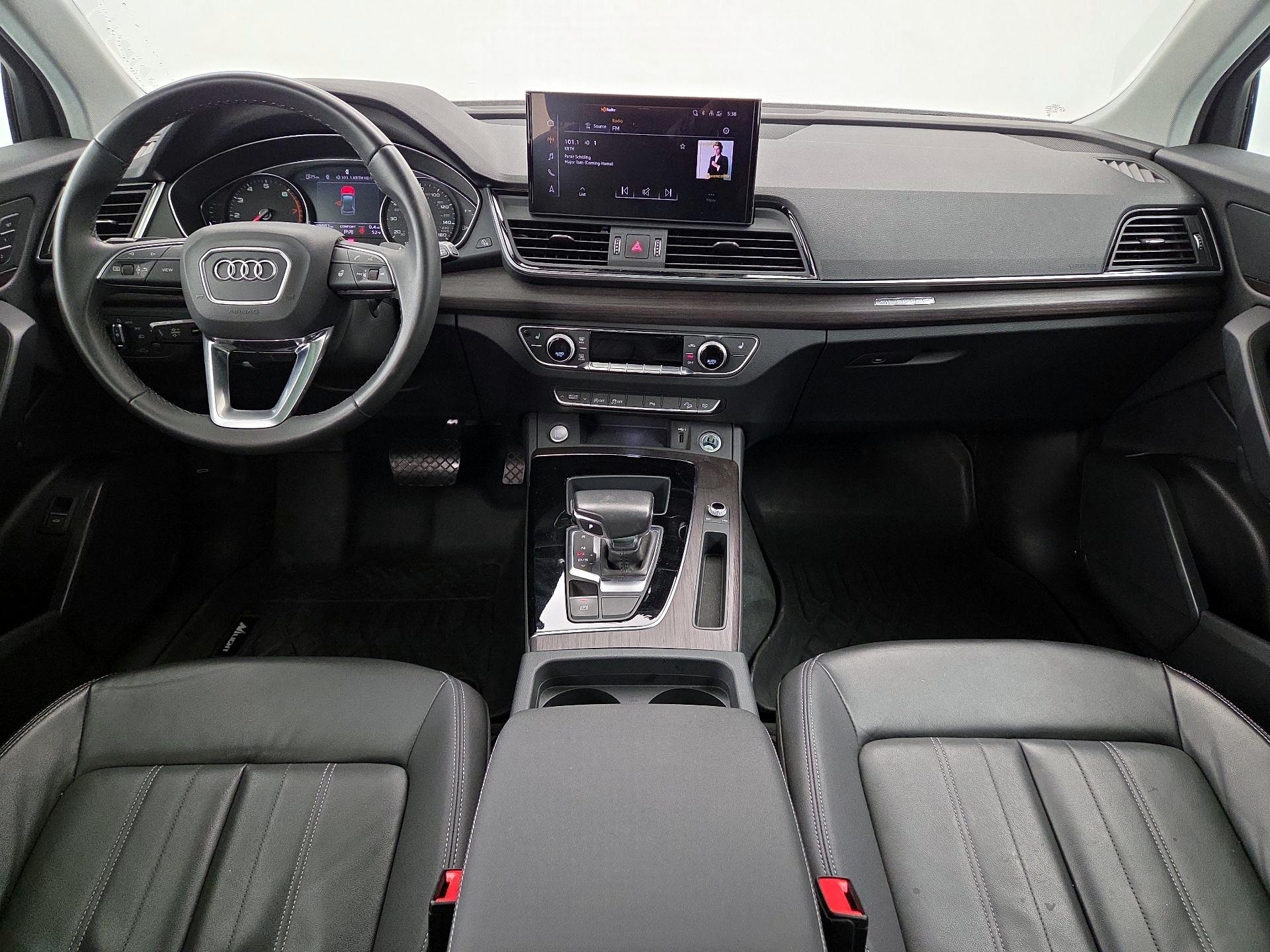 Thumbnail: 2023 Audi Q5 - 9