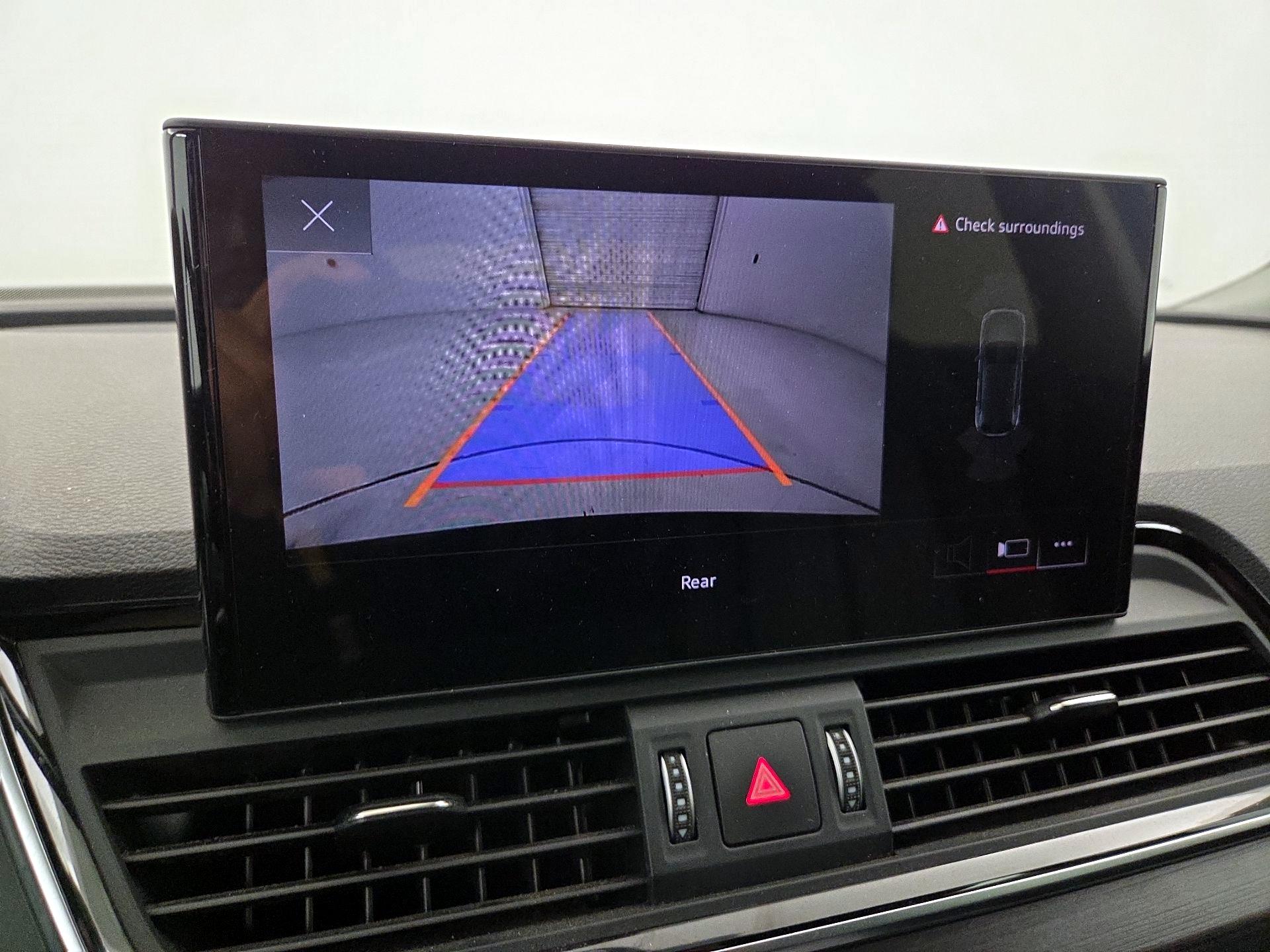 Thumbnail: 2023 Audi Q5 - 14