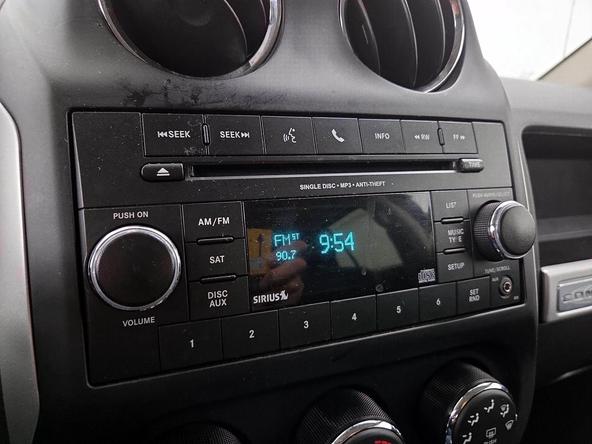 Thumbnail: 2016 Jeep Compass - 13