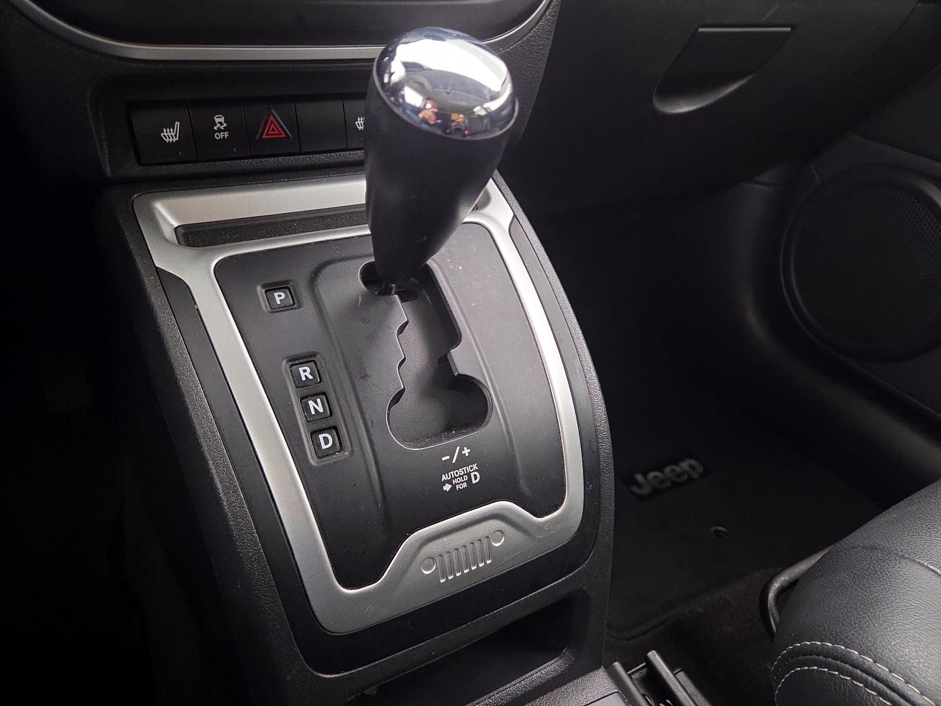 Thumbnail: 2016 Jeep Compass - 15