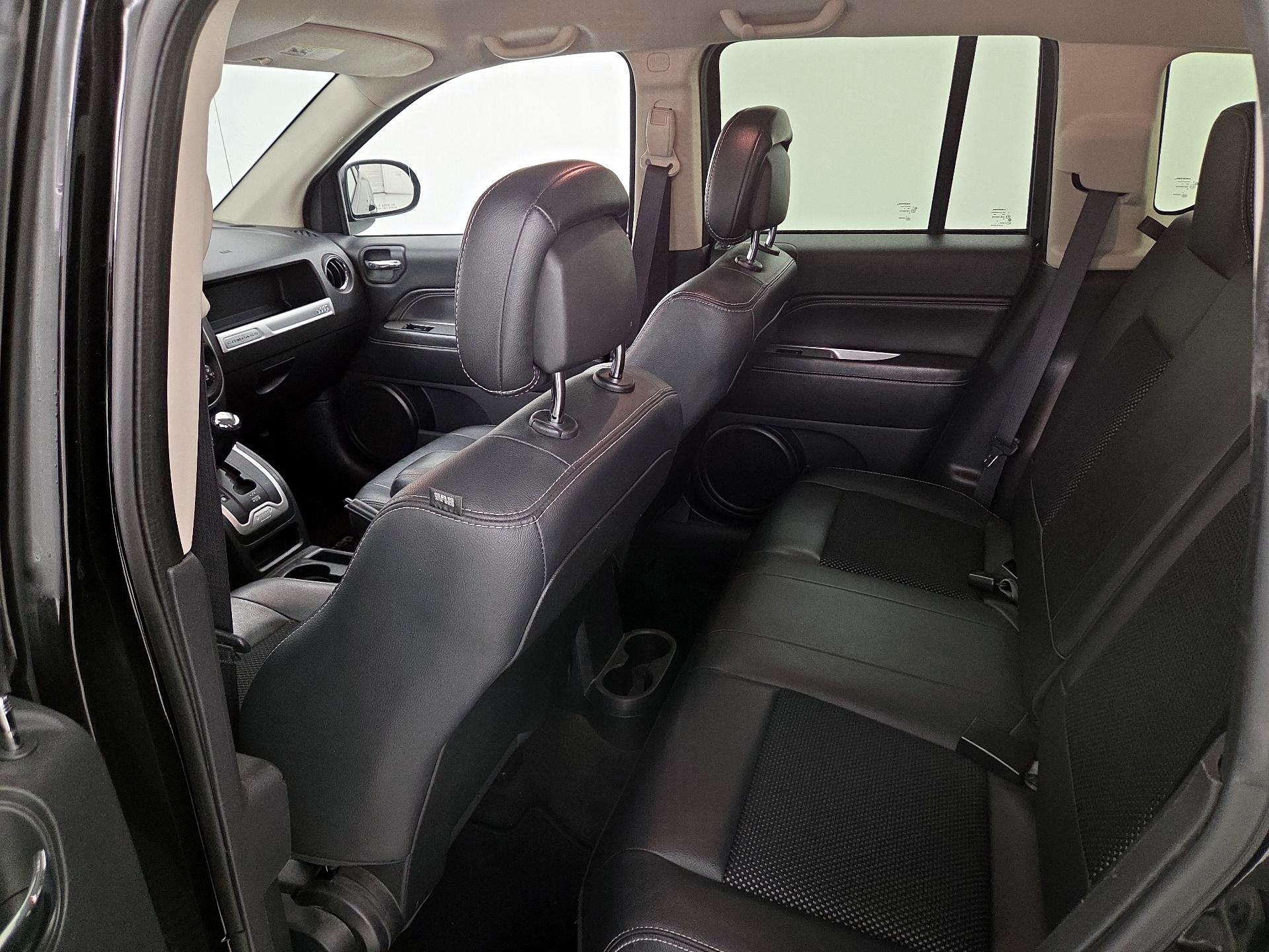 Thumbnail: 2016 Jeep Compass - 16