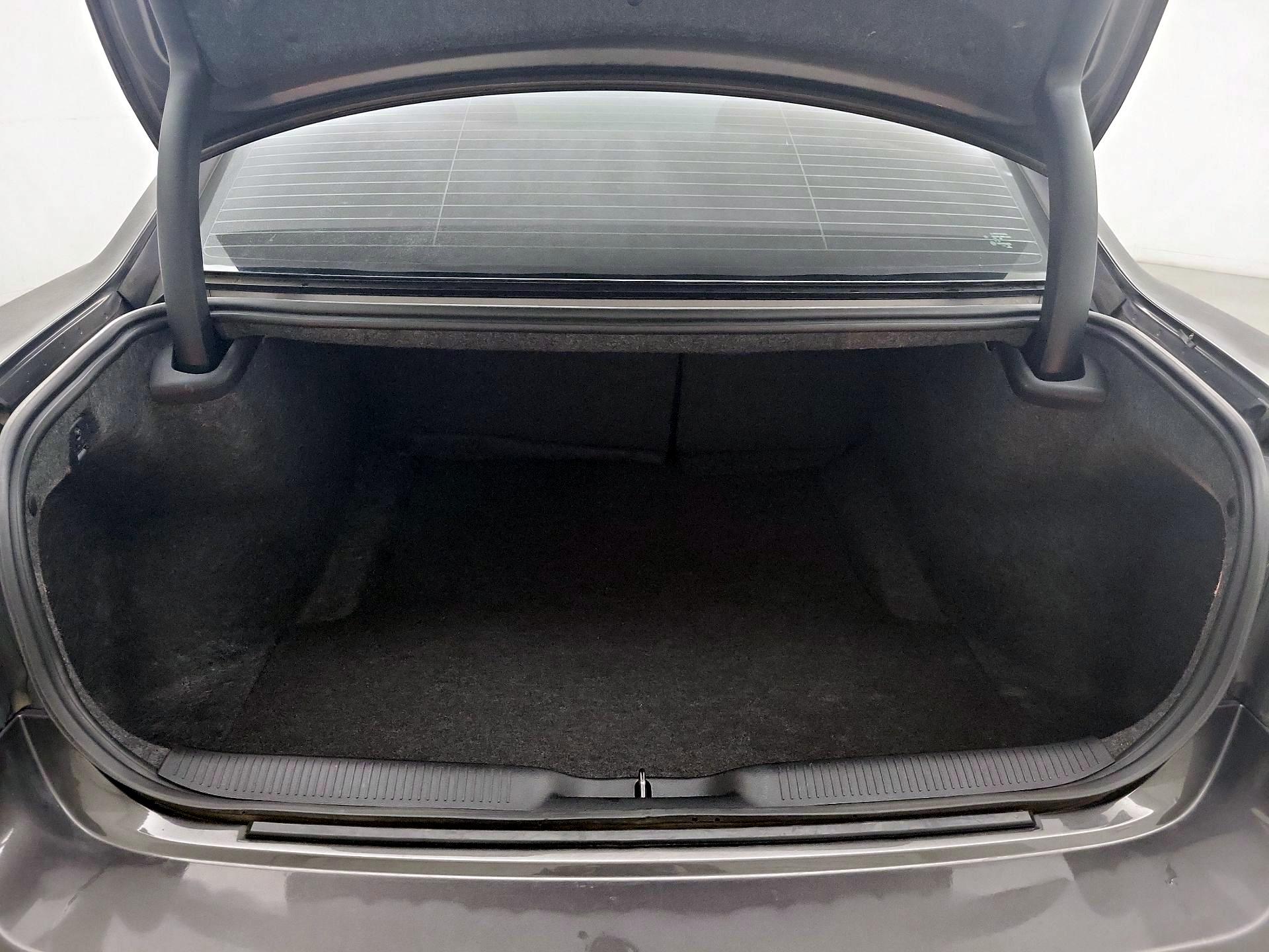 Thumbnail: 2022 Dodge Charger - 20