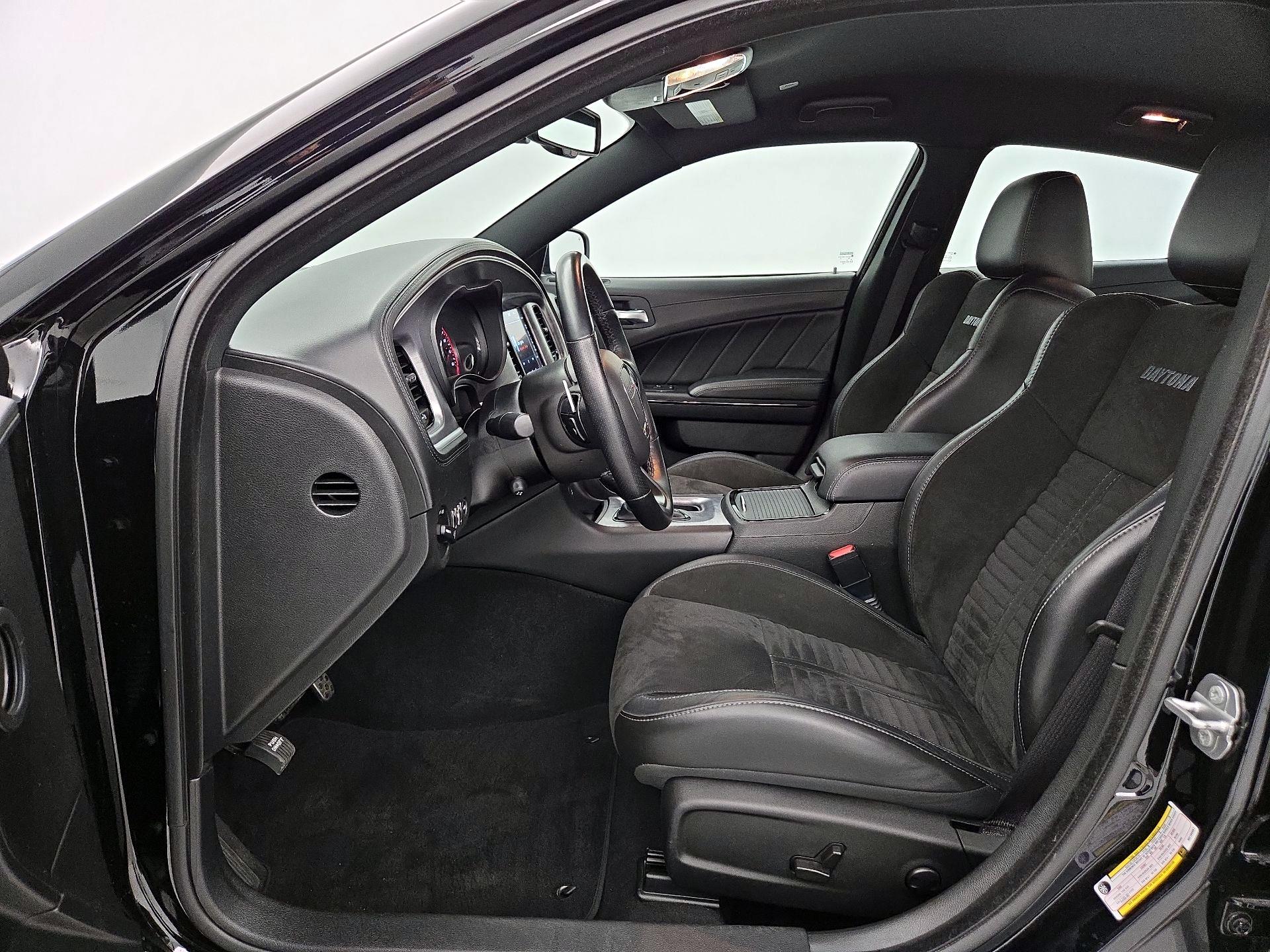 Thumbnail: 2022 Dodge Charger - 11