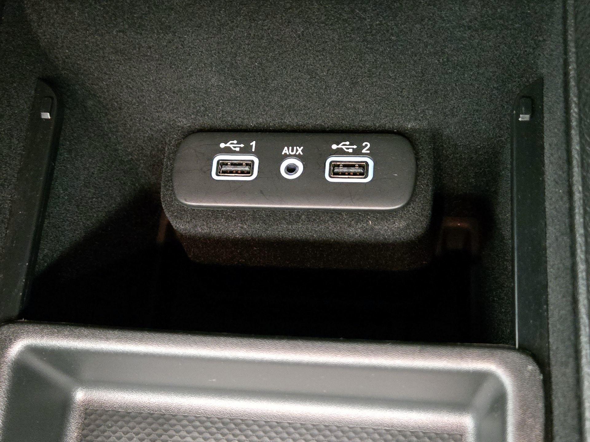 Thumbnail: 2022 Dodge Charger - 18