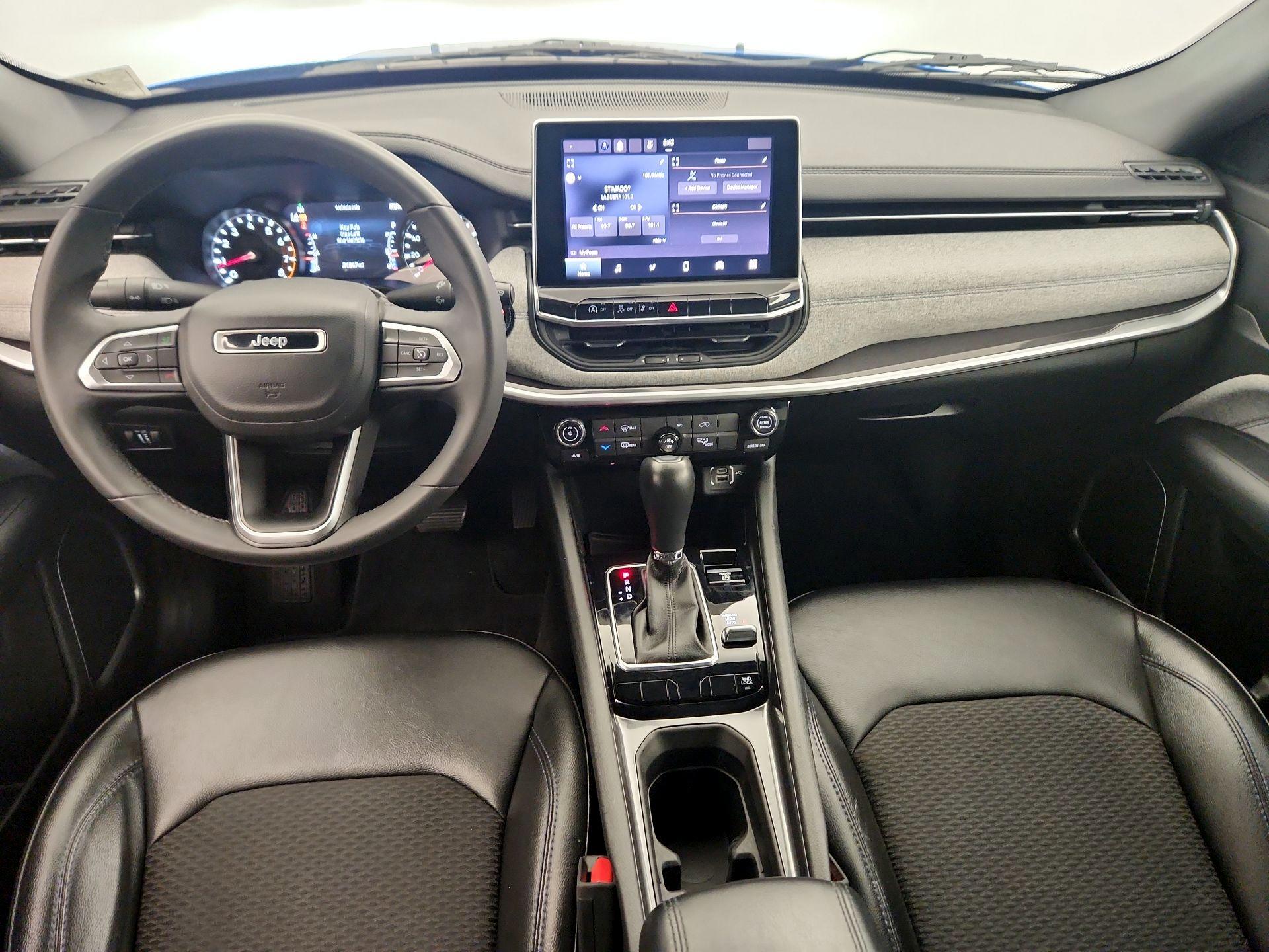 Thumbnail: 2023 Jeep Compass - 9