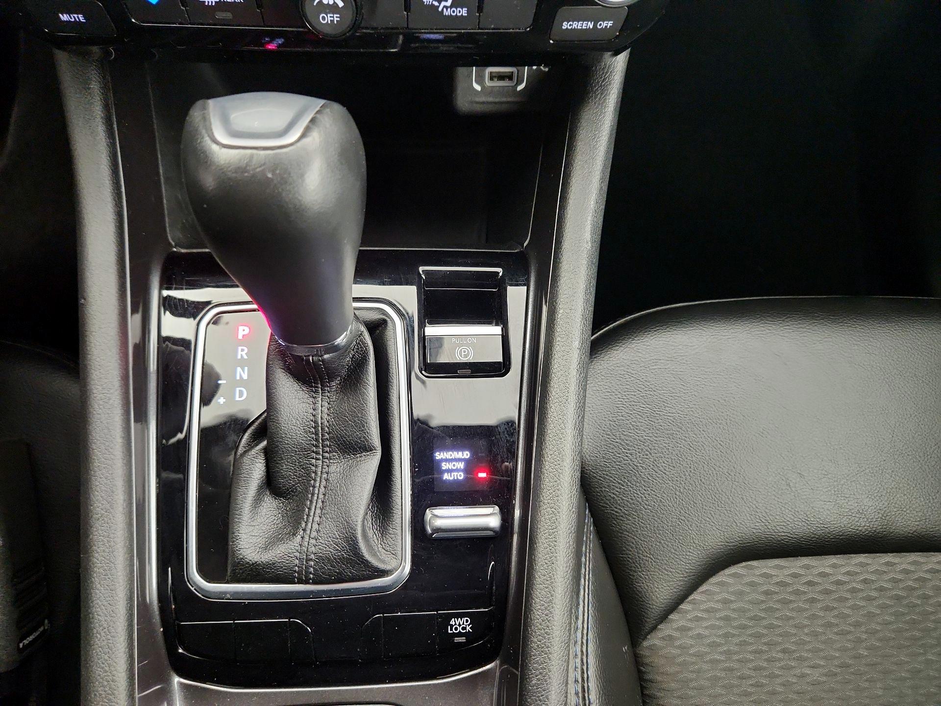 Thumbnail: 2023 Jeep Compass - 17