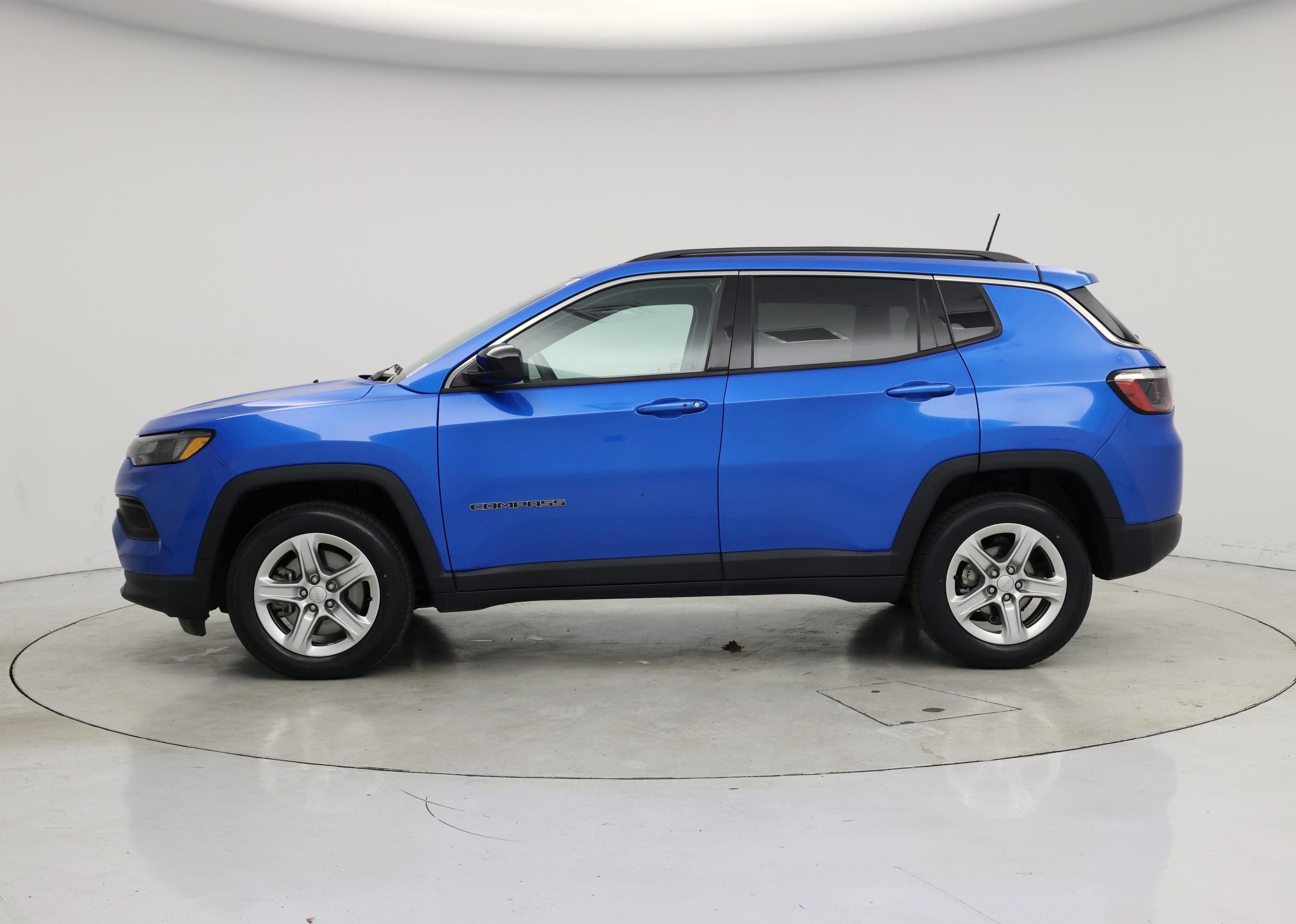 Thumbnail: 2023 Jeep Compass - 3