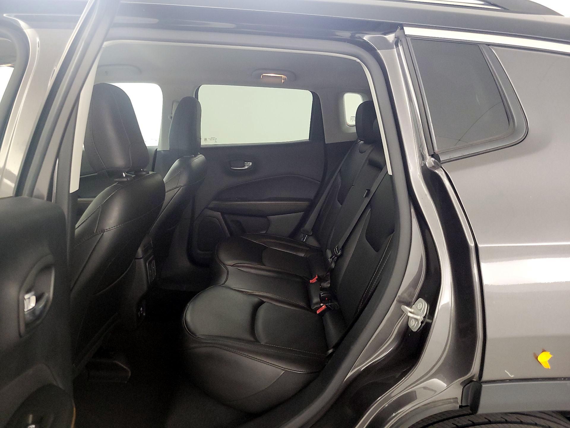 Thumbnail: 2020 Jeep Compass - 19