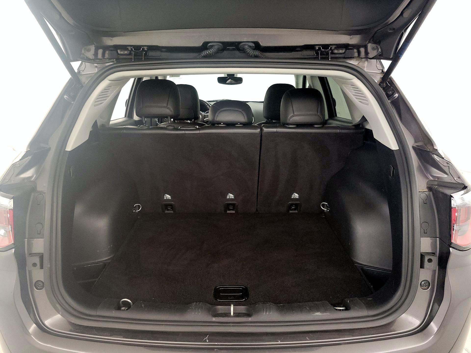 Thumbnail: 2020 Jeep Compass - 20