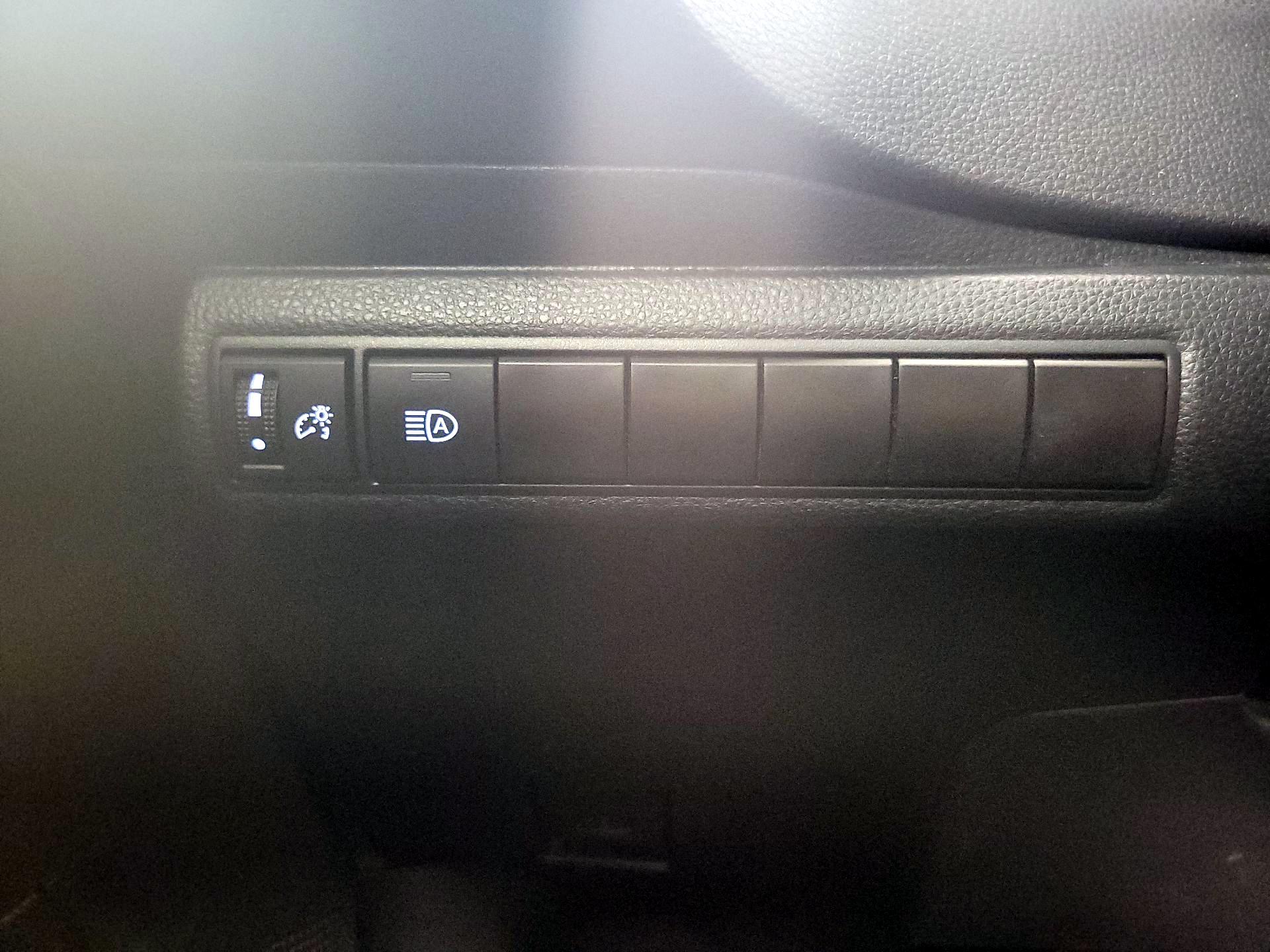 Thumbnail: 2024 Toyota Corolla - 13