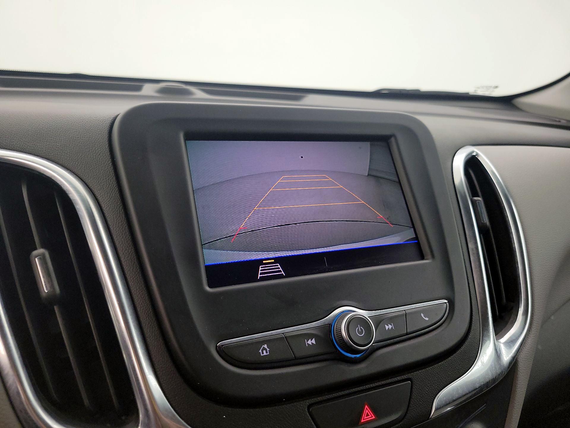 Thumbnail: 2021 Chevrolet Equinox - 14