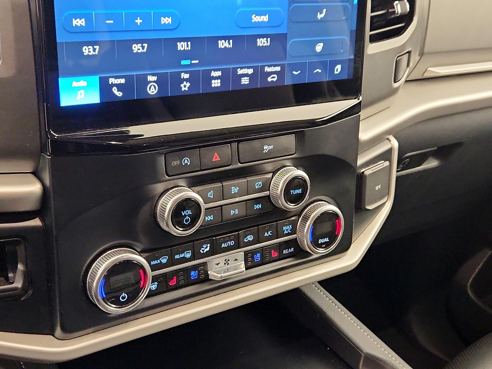 Thumbnail: 2024 Ford Expedition - 17