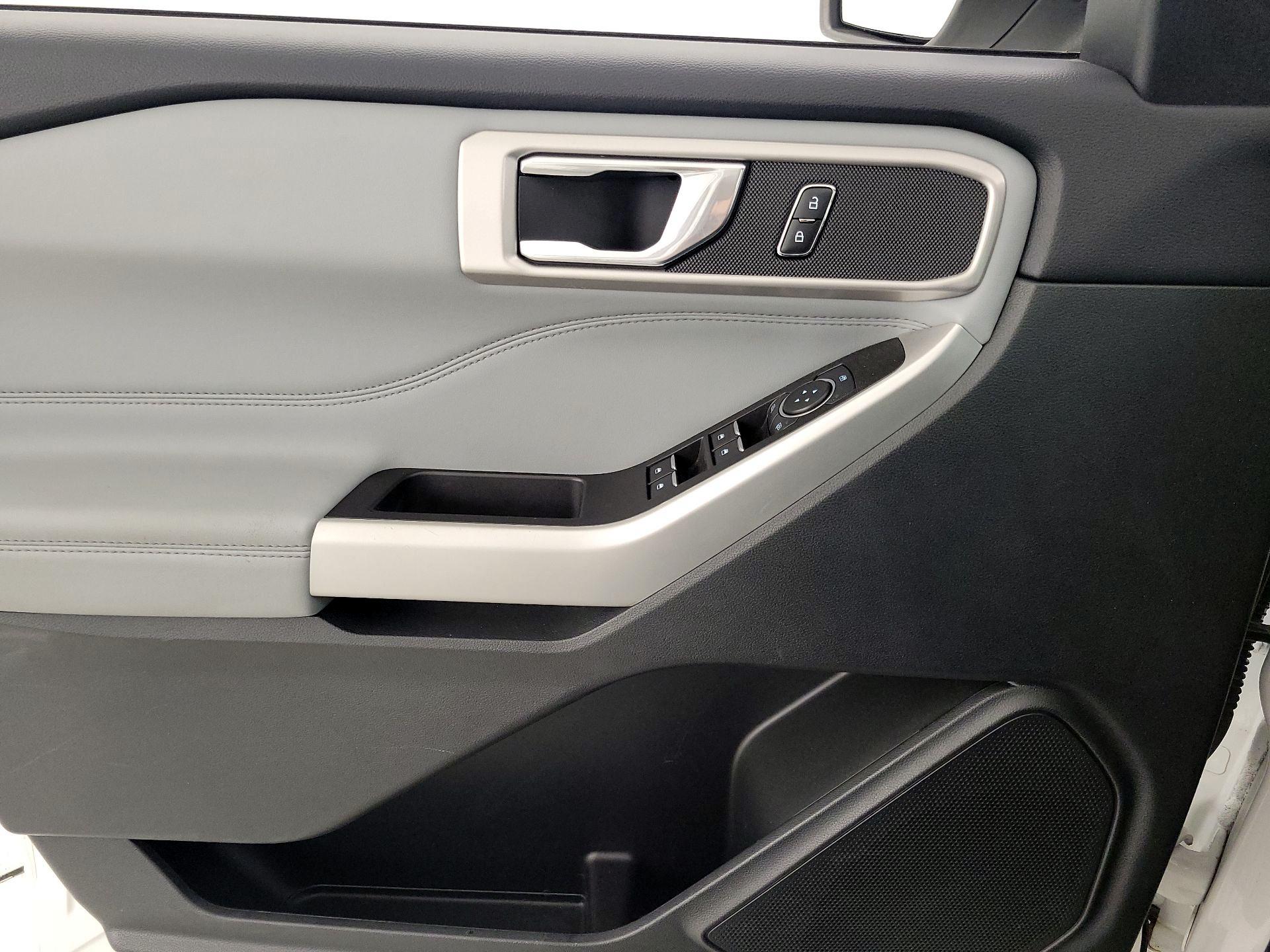 Thumbnail: 2022 Ford Explorer - 12