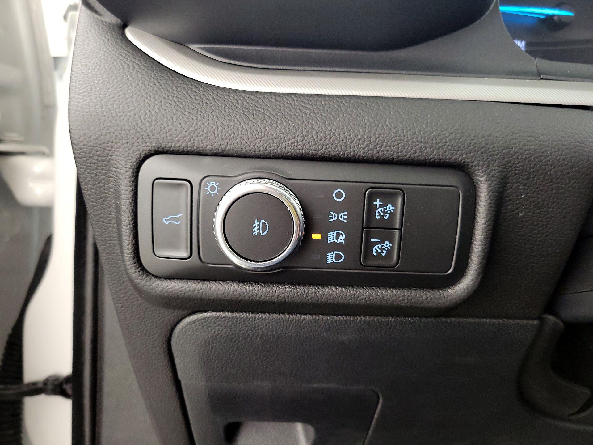 Thumbnail: 2022 Ford Explorer - 13