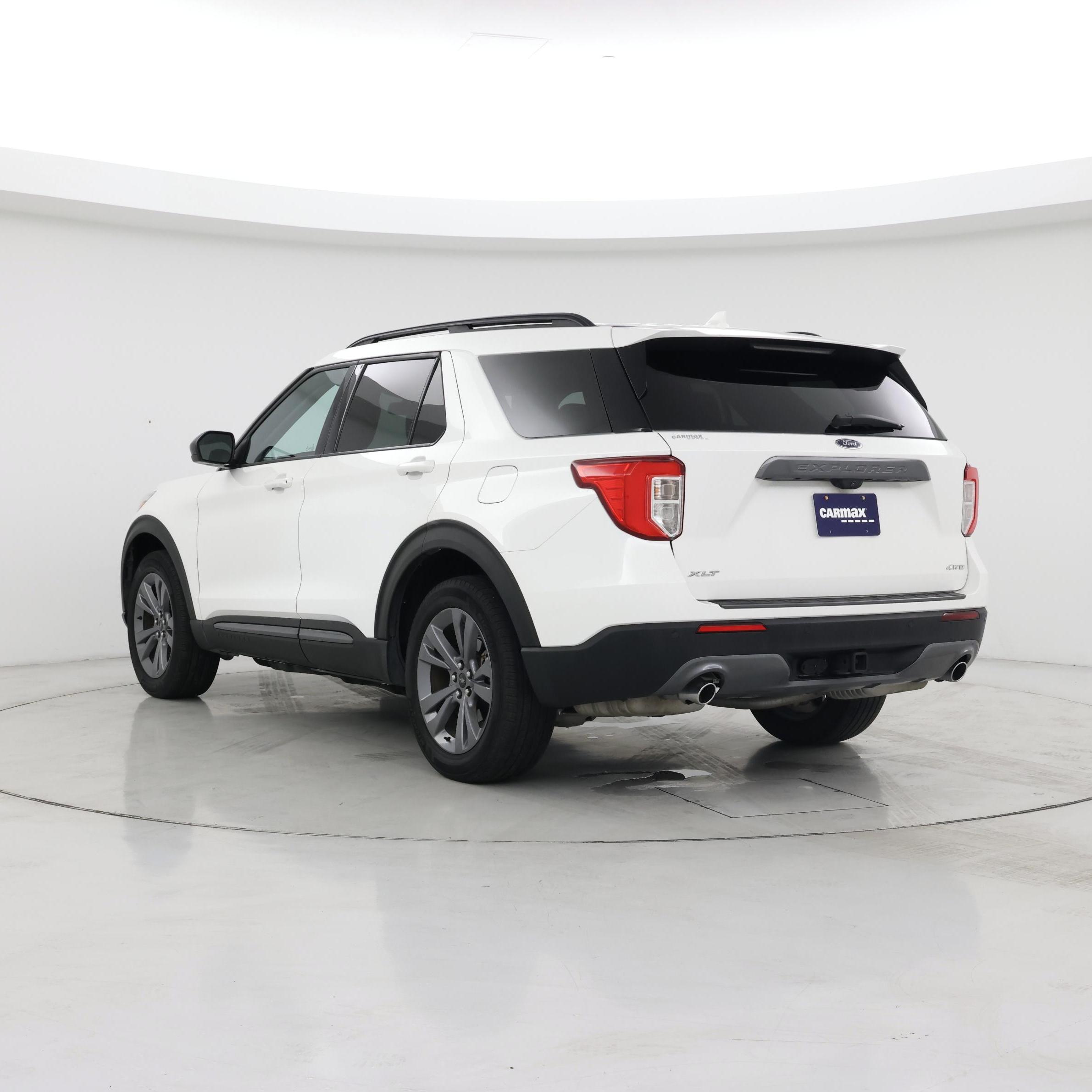 Thumbnail: 2022 Ford Explorer - 2