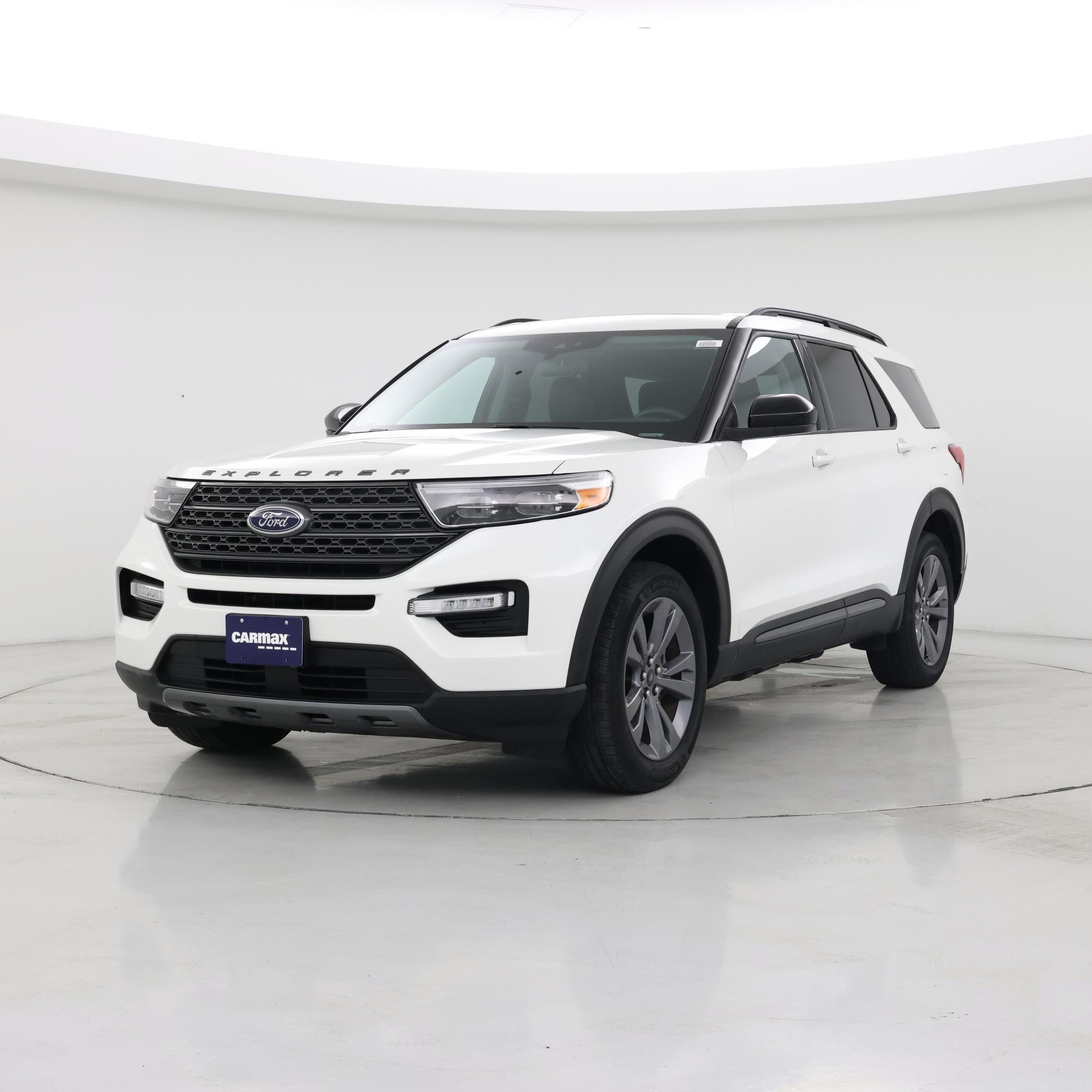 Thumbnail: 2022 Ford Explorer - 4