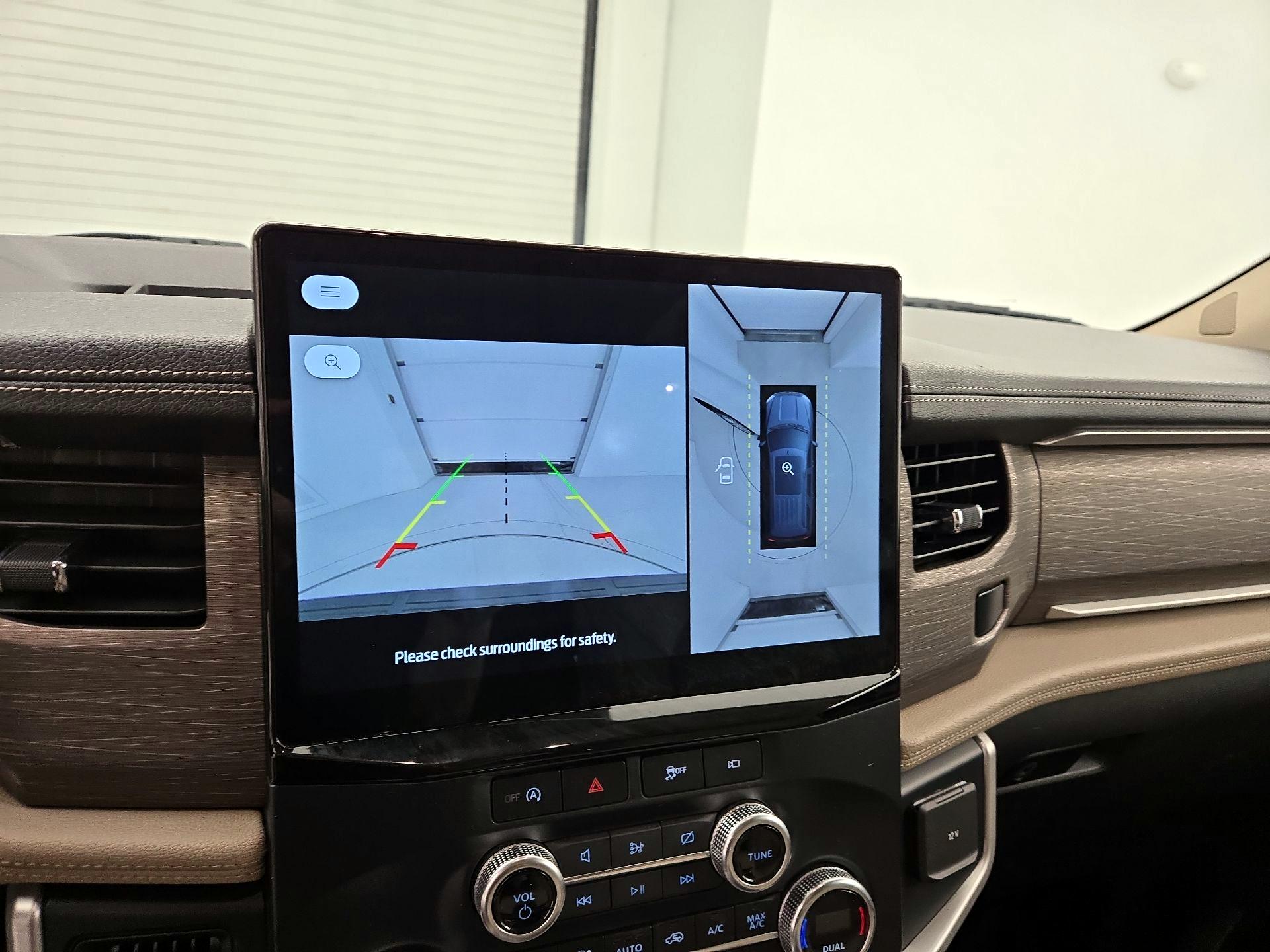 Thumbnail: 2024 Ford Expedition - 15