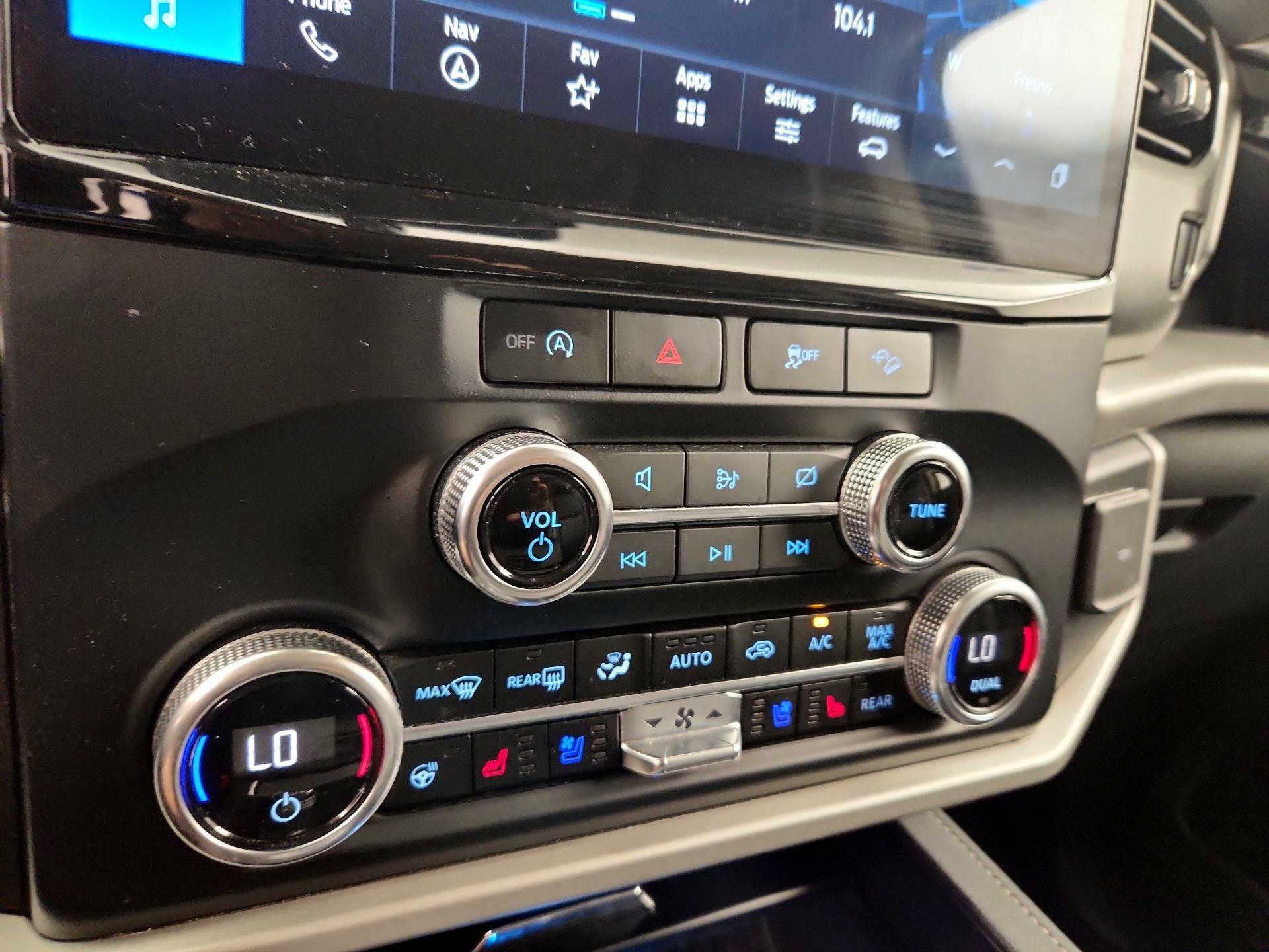 Thumbnail: 2024 Ford Expedition - 16