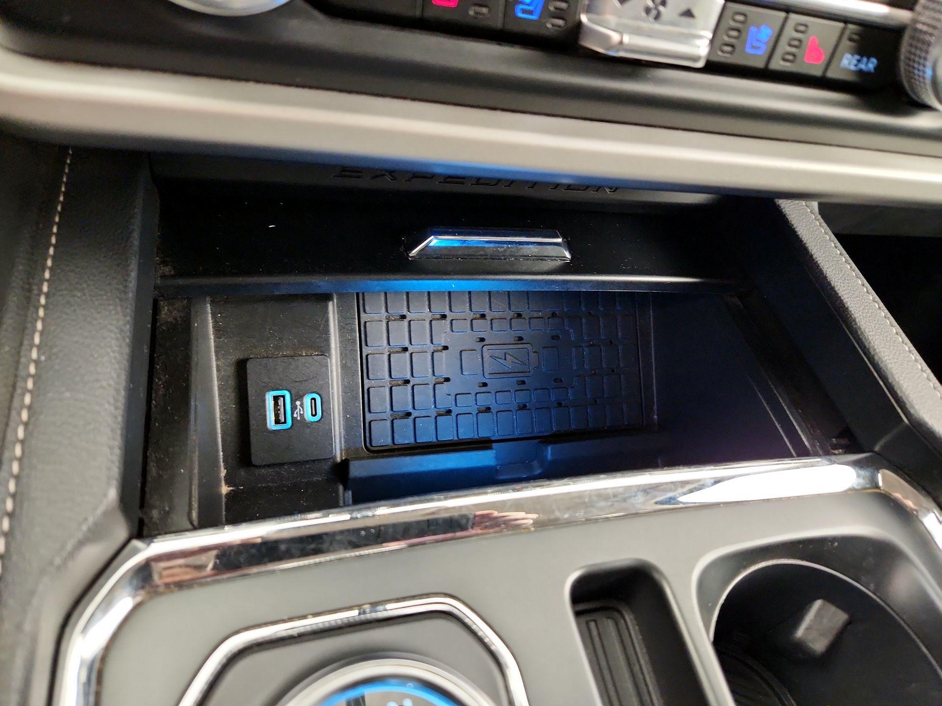 Thumbnail: 2024 Ford Expedition - 19