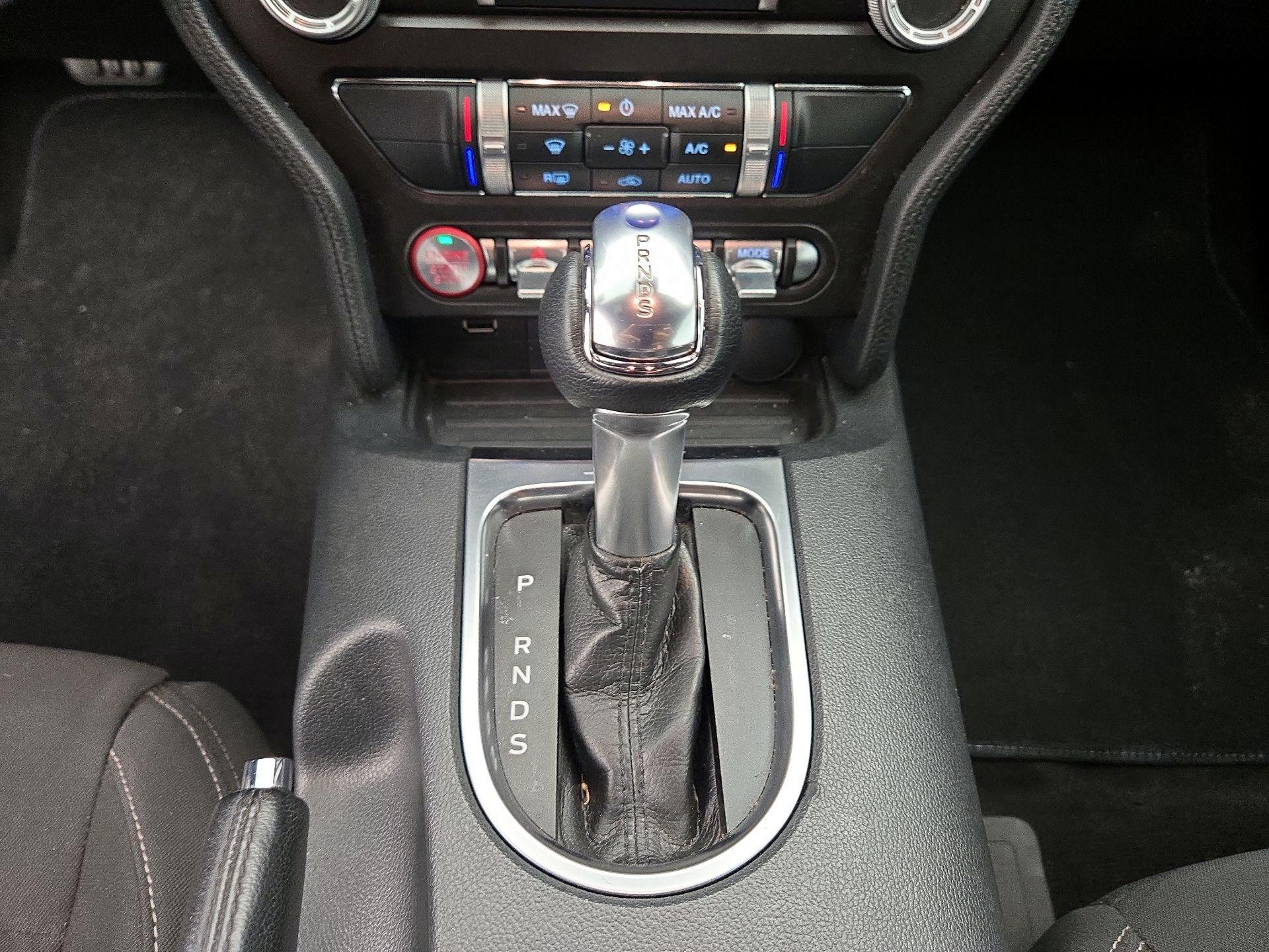 Thumbnail: 2022 Ford Mustang - 17