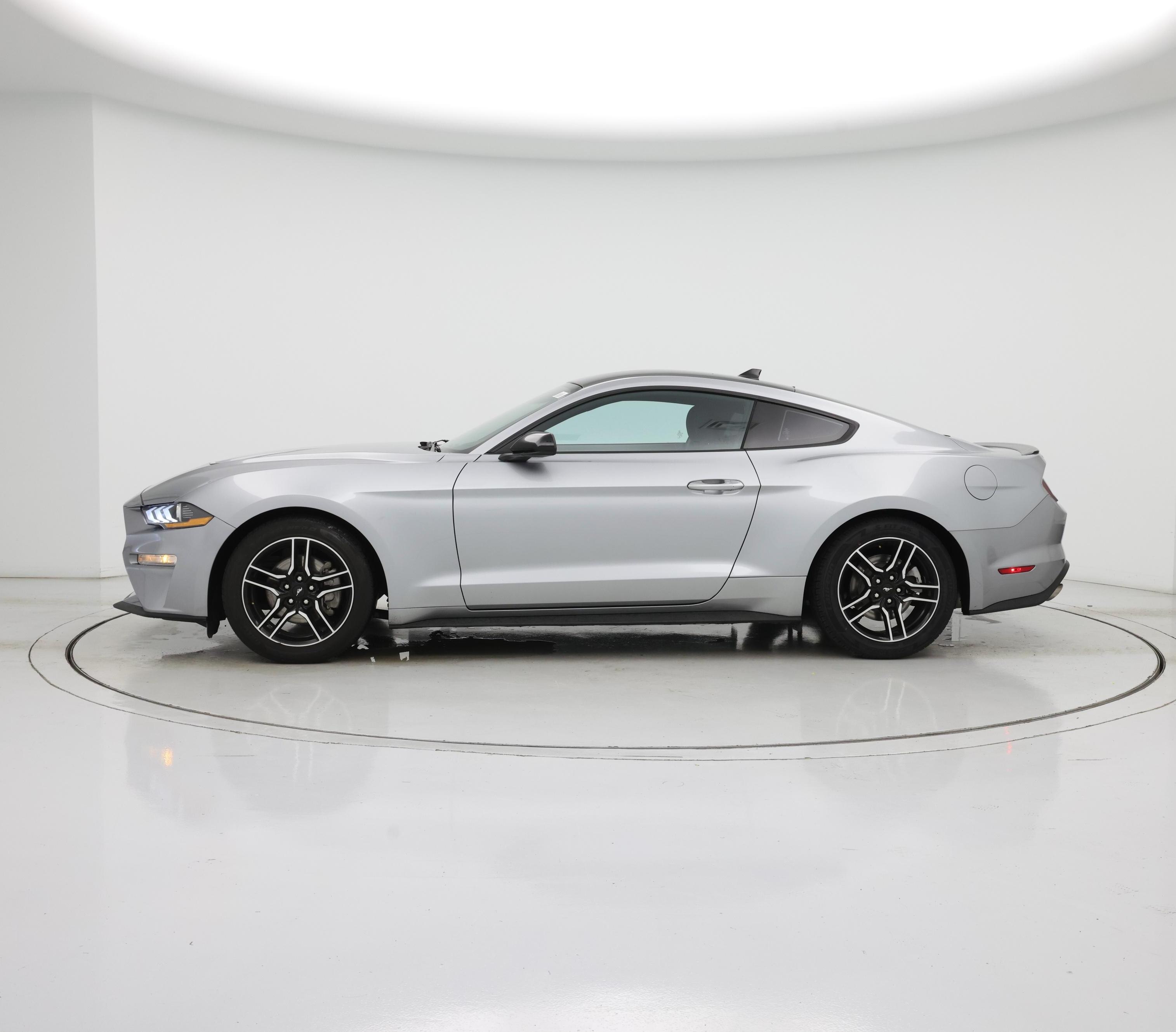 Thumbnail: 2022 Ford Mustang - 3