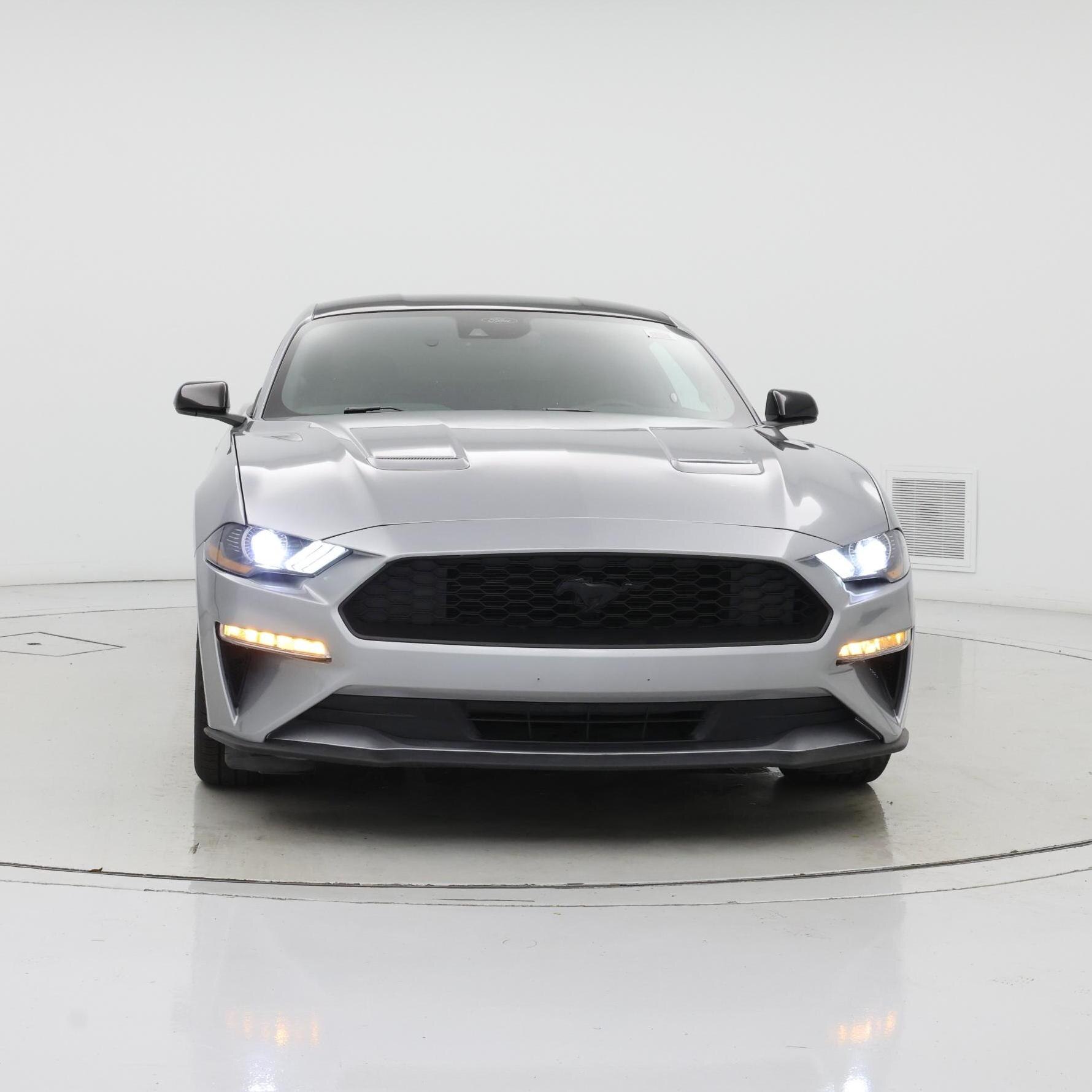 Thumbnail: 2022 Ford Mustang - 5