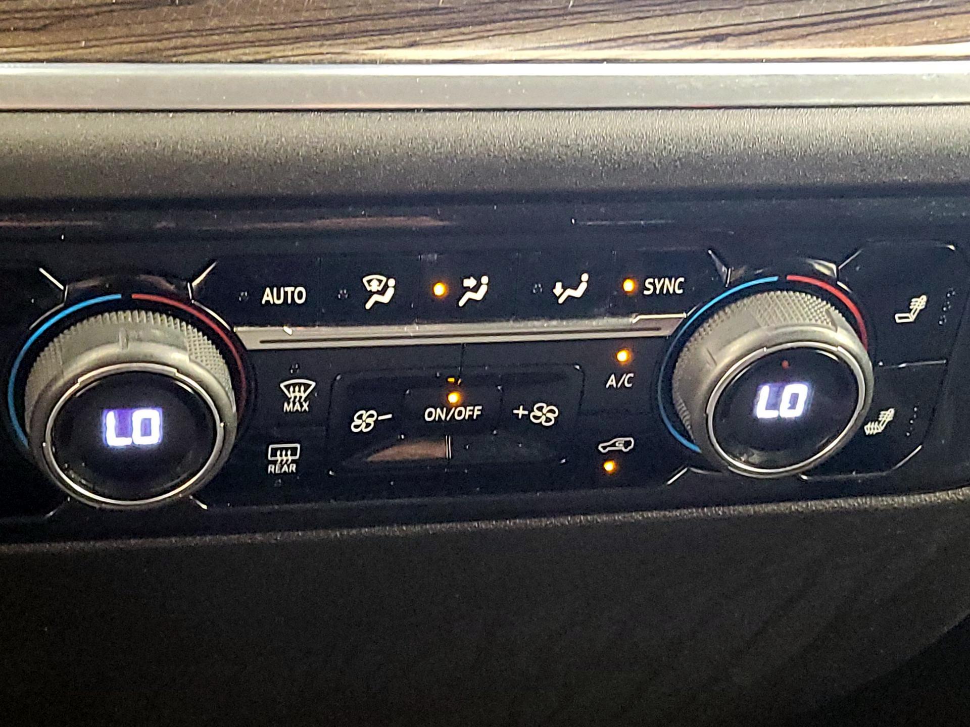 Thumbnail: 2024 Chevrolet Silverado 1500 - 16