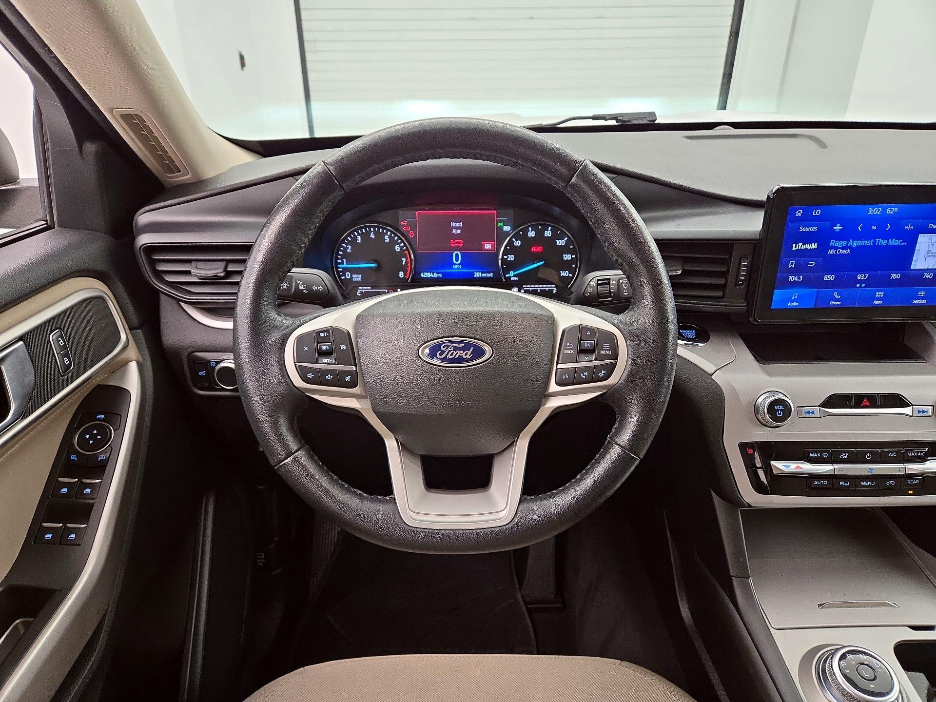 Thumbnail: 2023 Ford Explorer - 10