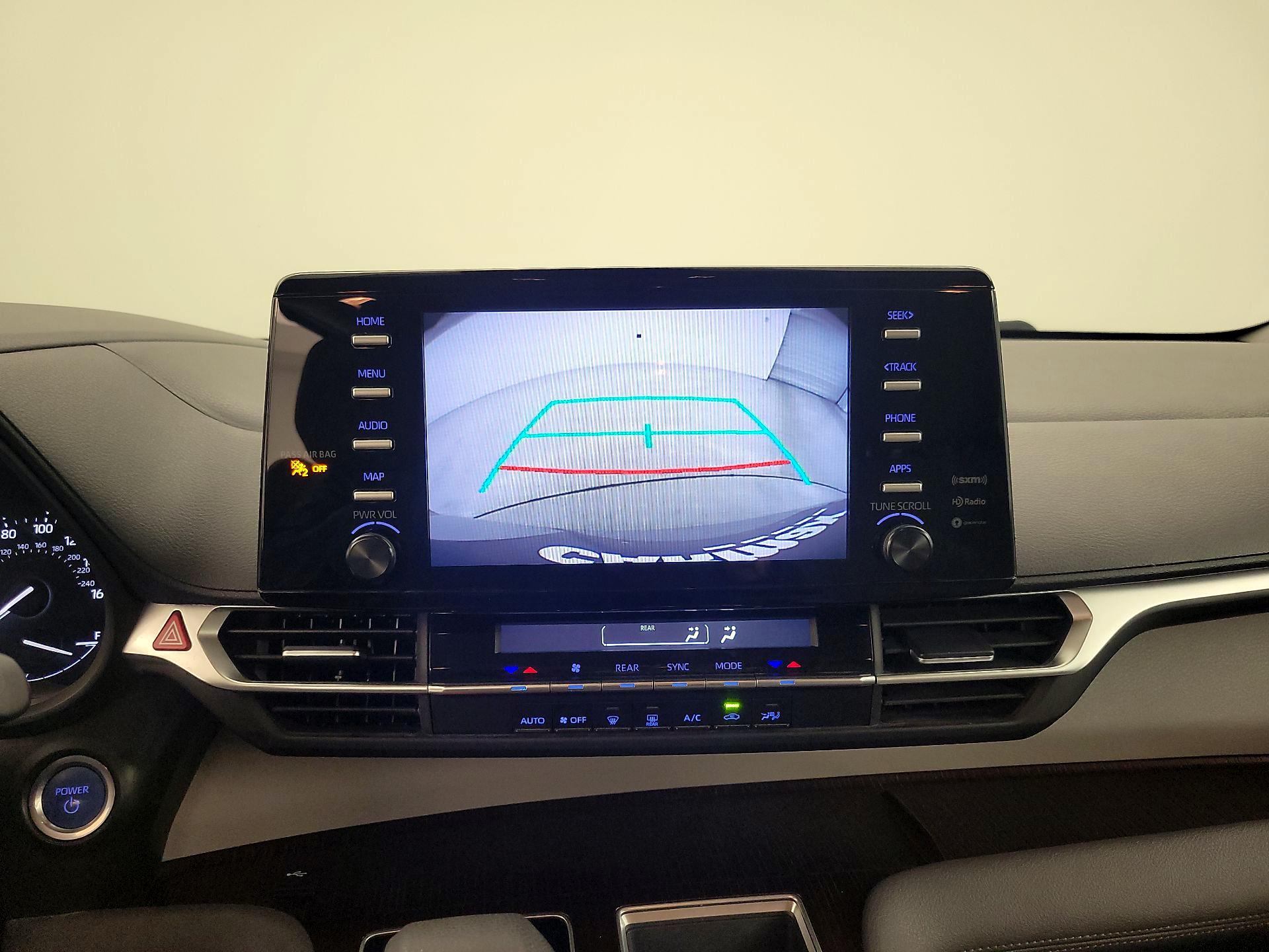 Thumbnail: 2023 Toyota Sienna - 14