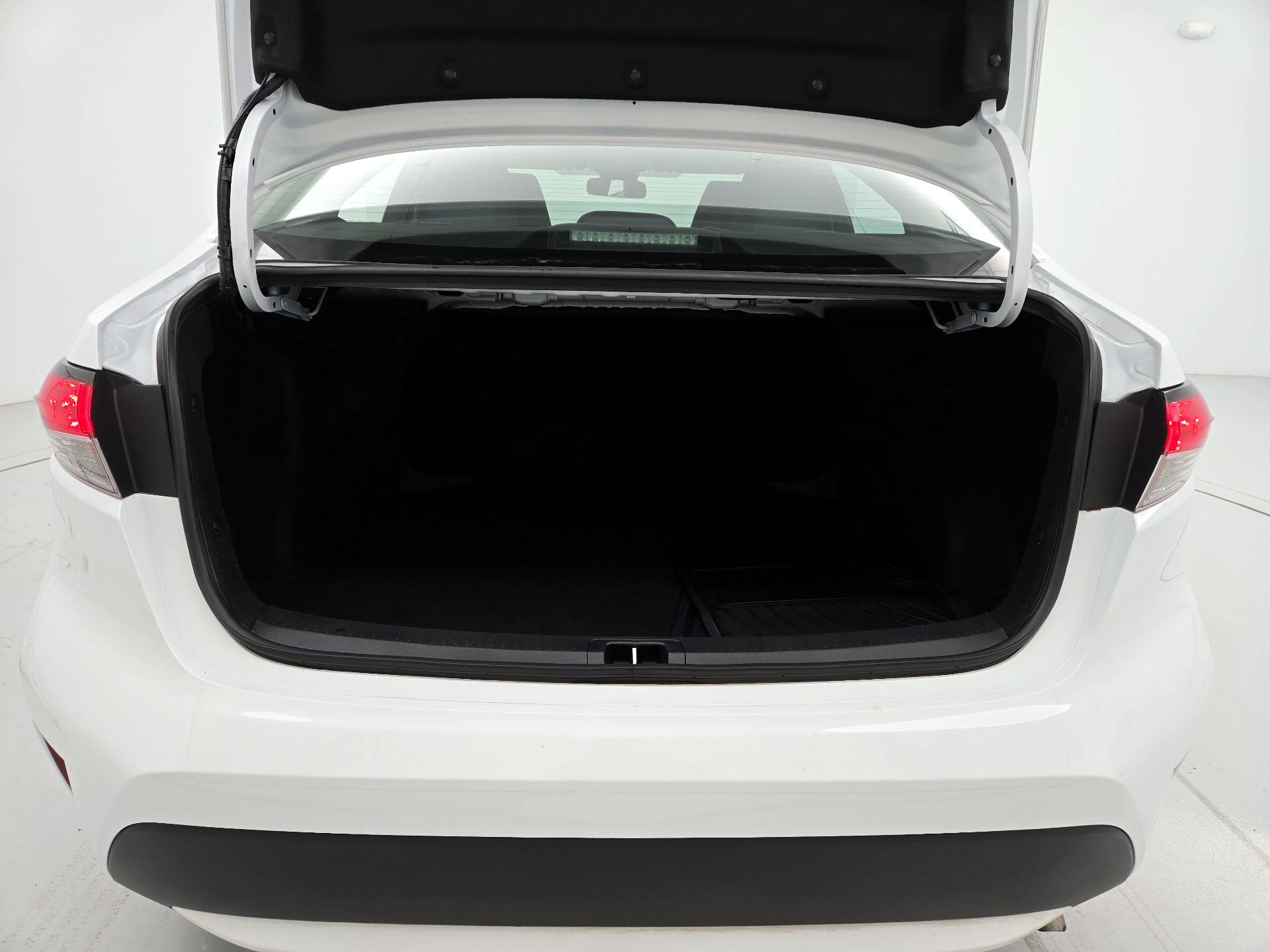 Thumbnail: 2022 Toyota Corolla - 20