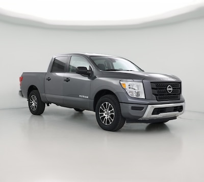 2023 Nissan Titan SV