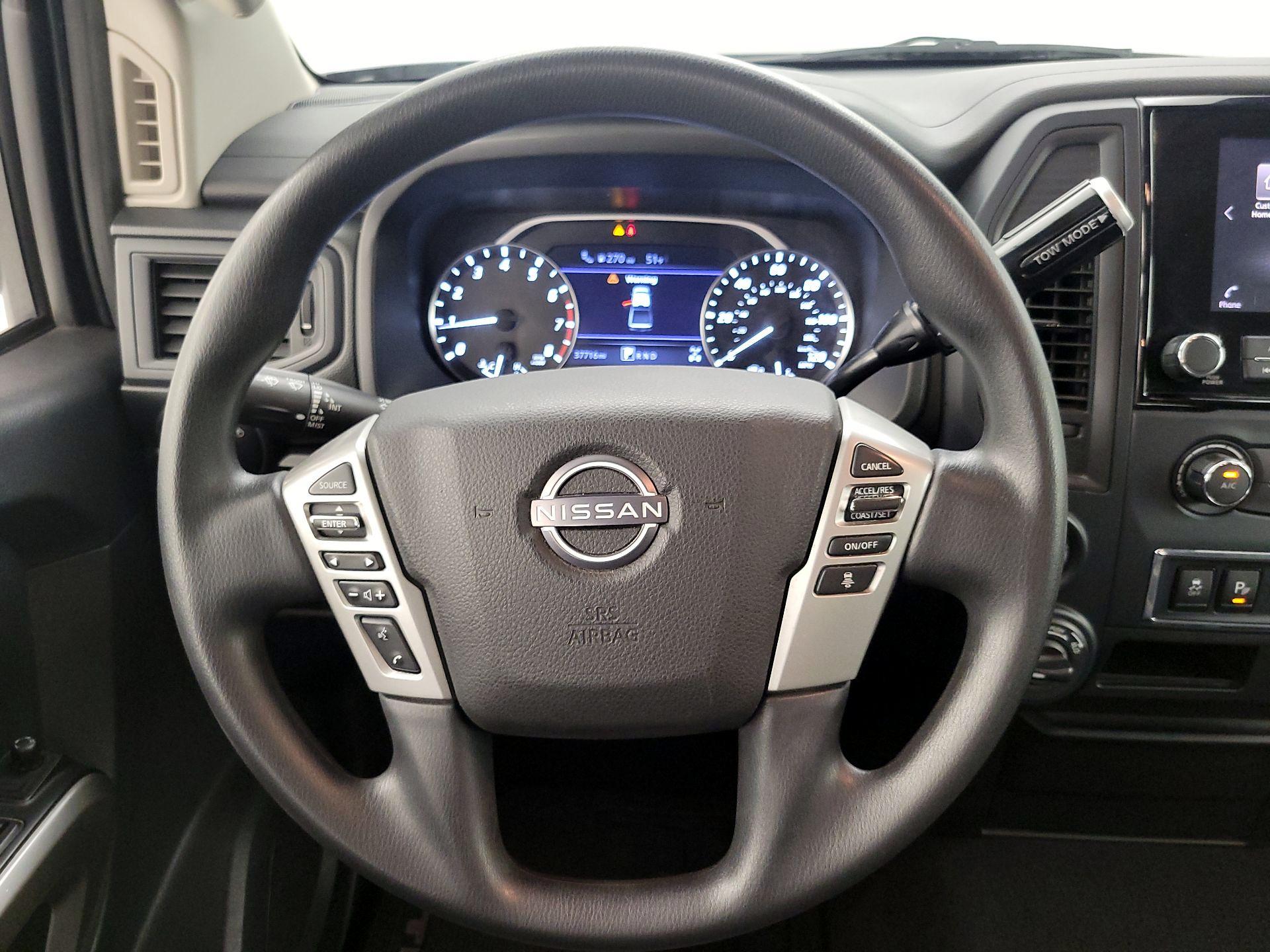 Thumbnail: 2023 Nissan Titan - 10