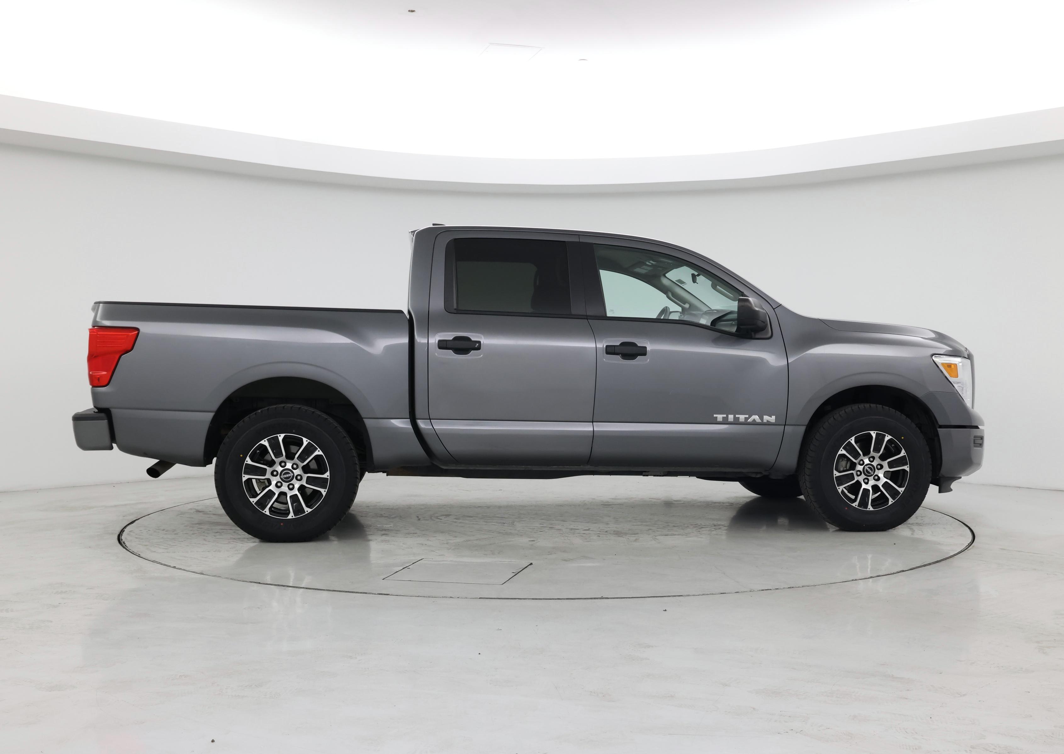 Thumbnail: 2023 Nissan Titan - 7