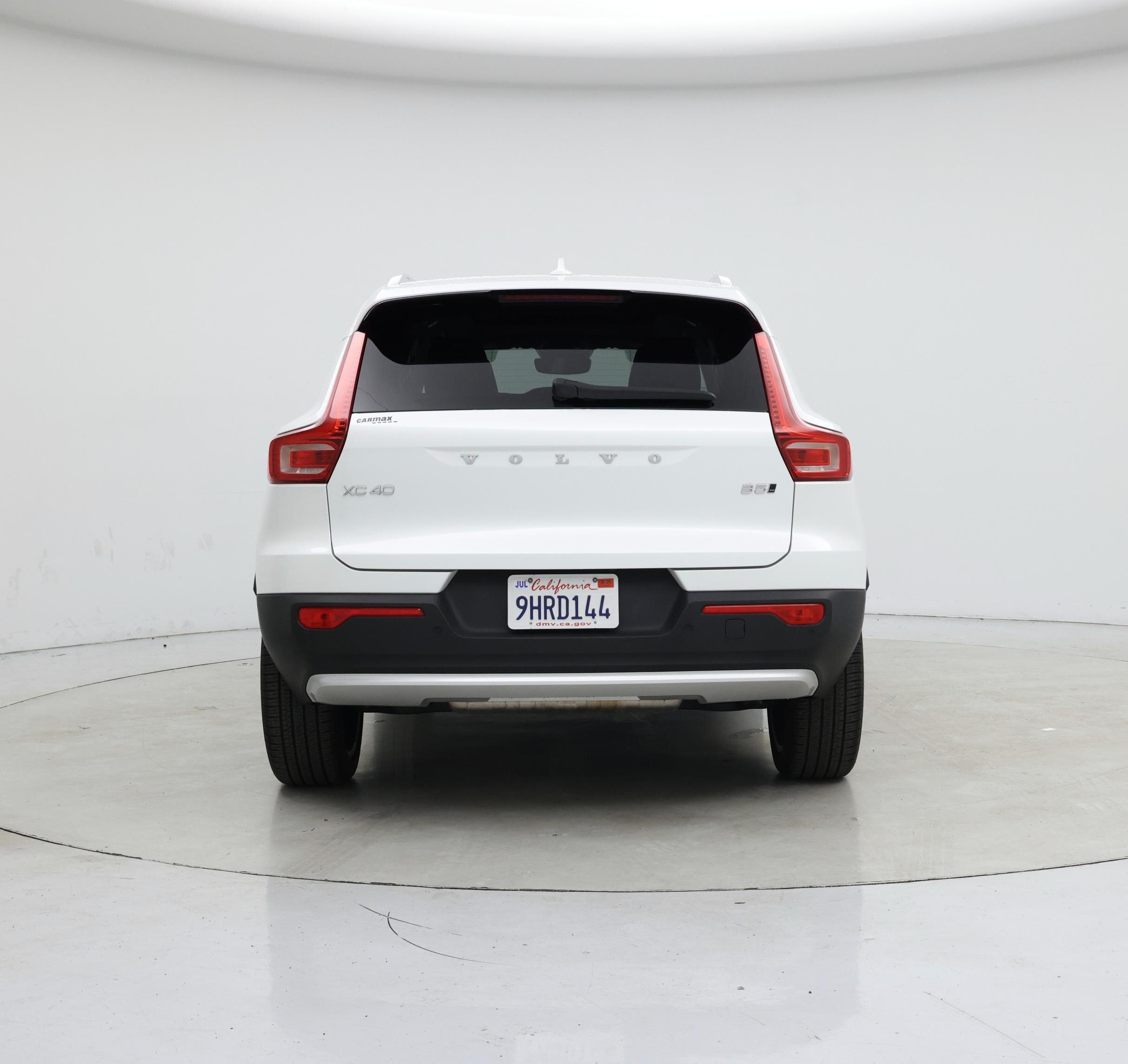 Thumbnail: 2023 Volvo XC40 - 6