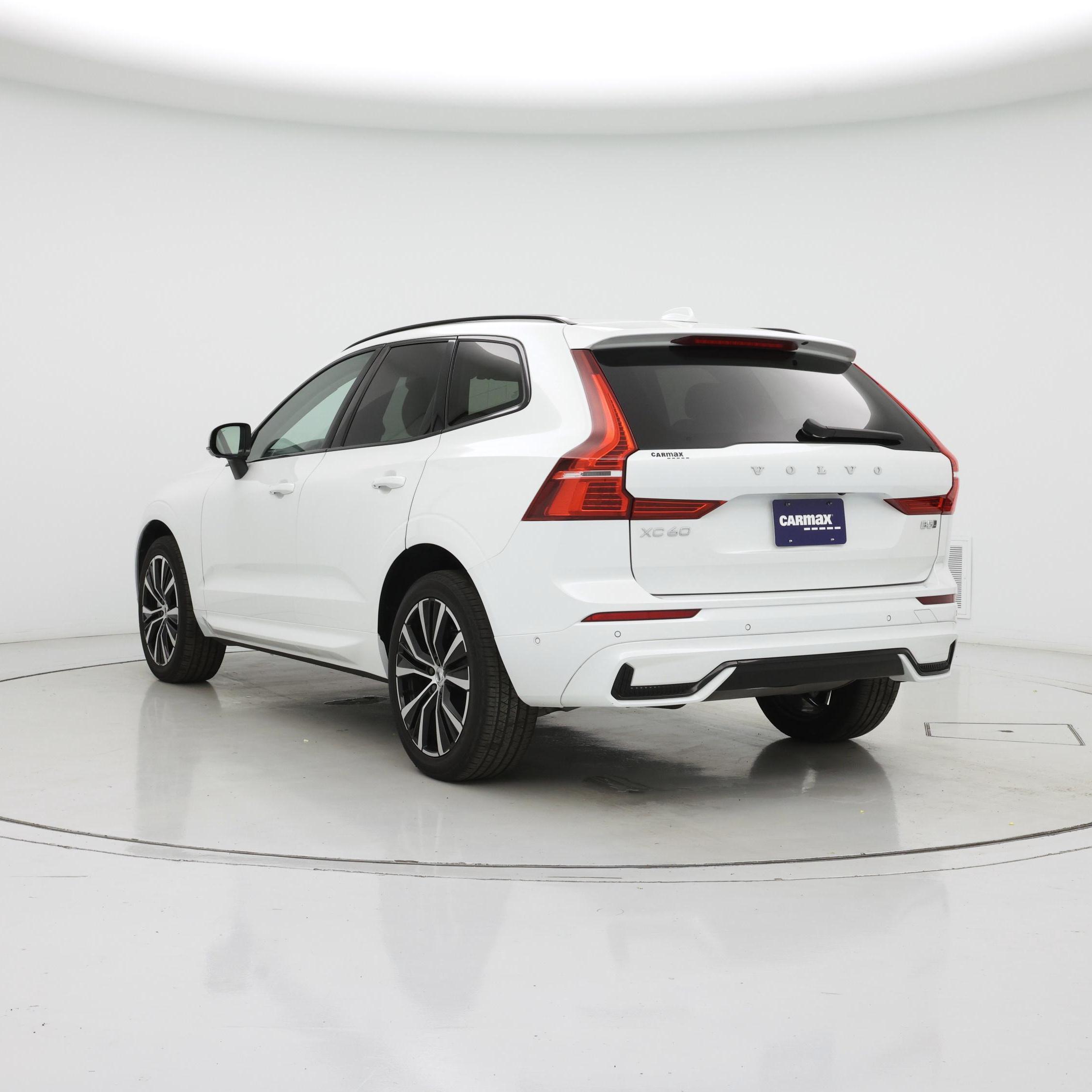 Thumbnail: 2023 Volvo XC60 - 2