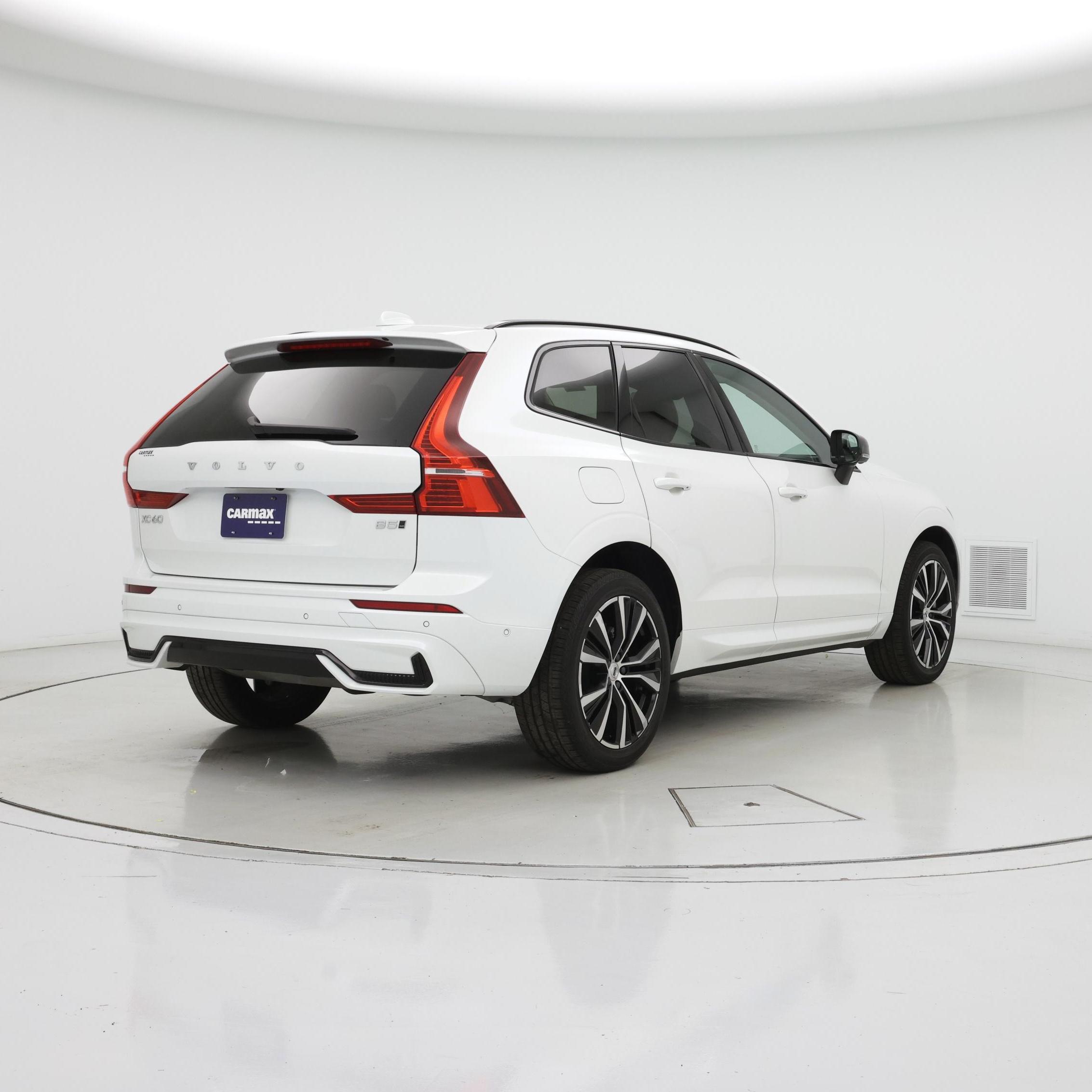 Thumbnail: 2023 Volvo XC60 - 8