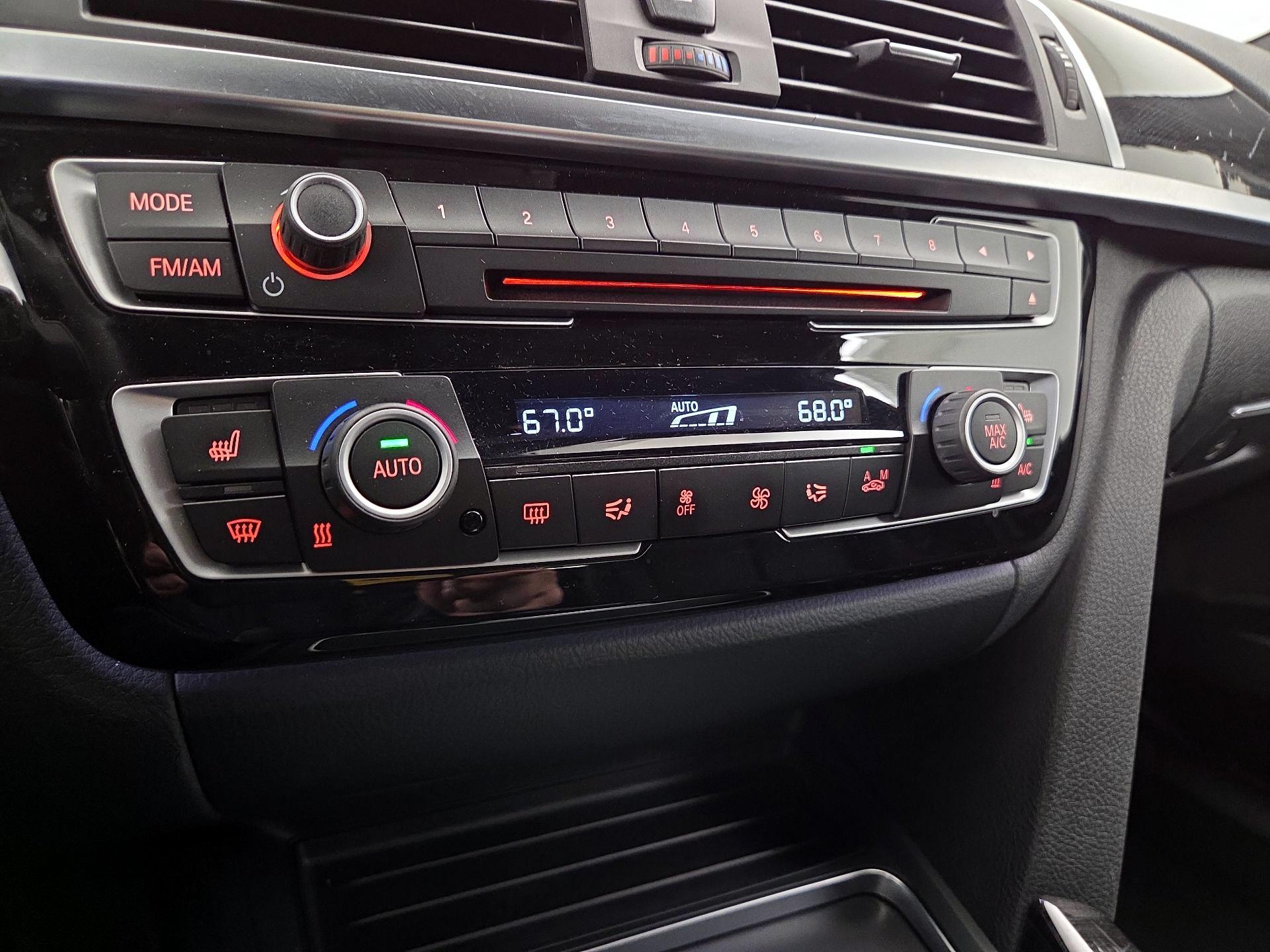 Thumbnail: 2017 BMW 3 Series - 16