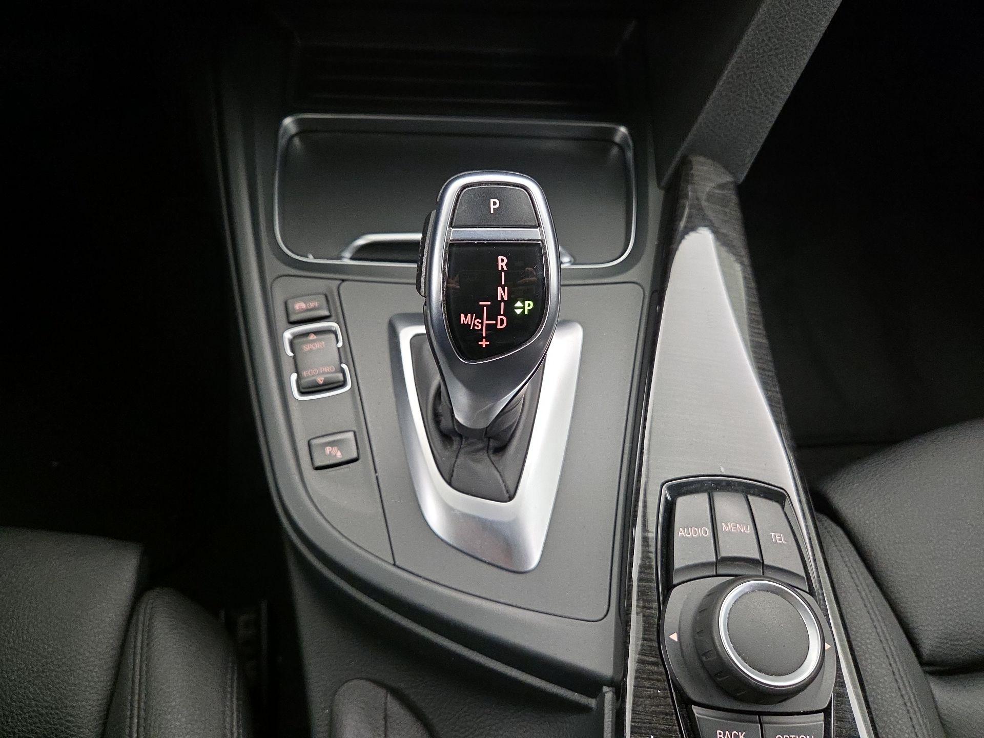 Thumbnail: 2017 BMW 3 Series - 17