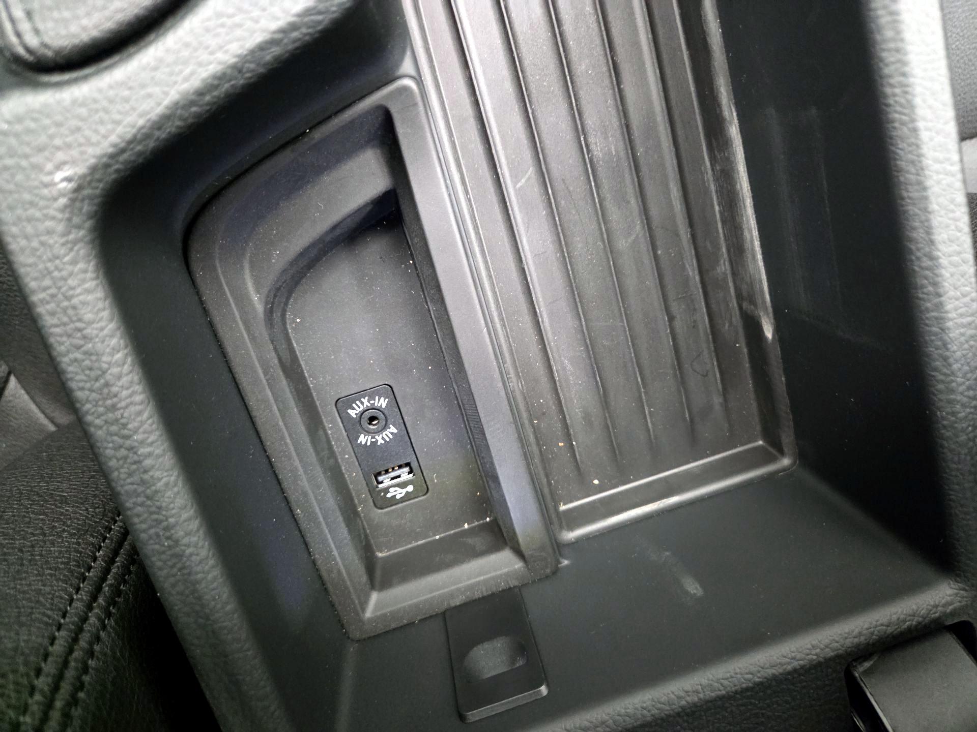 Thumbnail: 2017 BMW 3 Series - 18