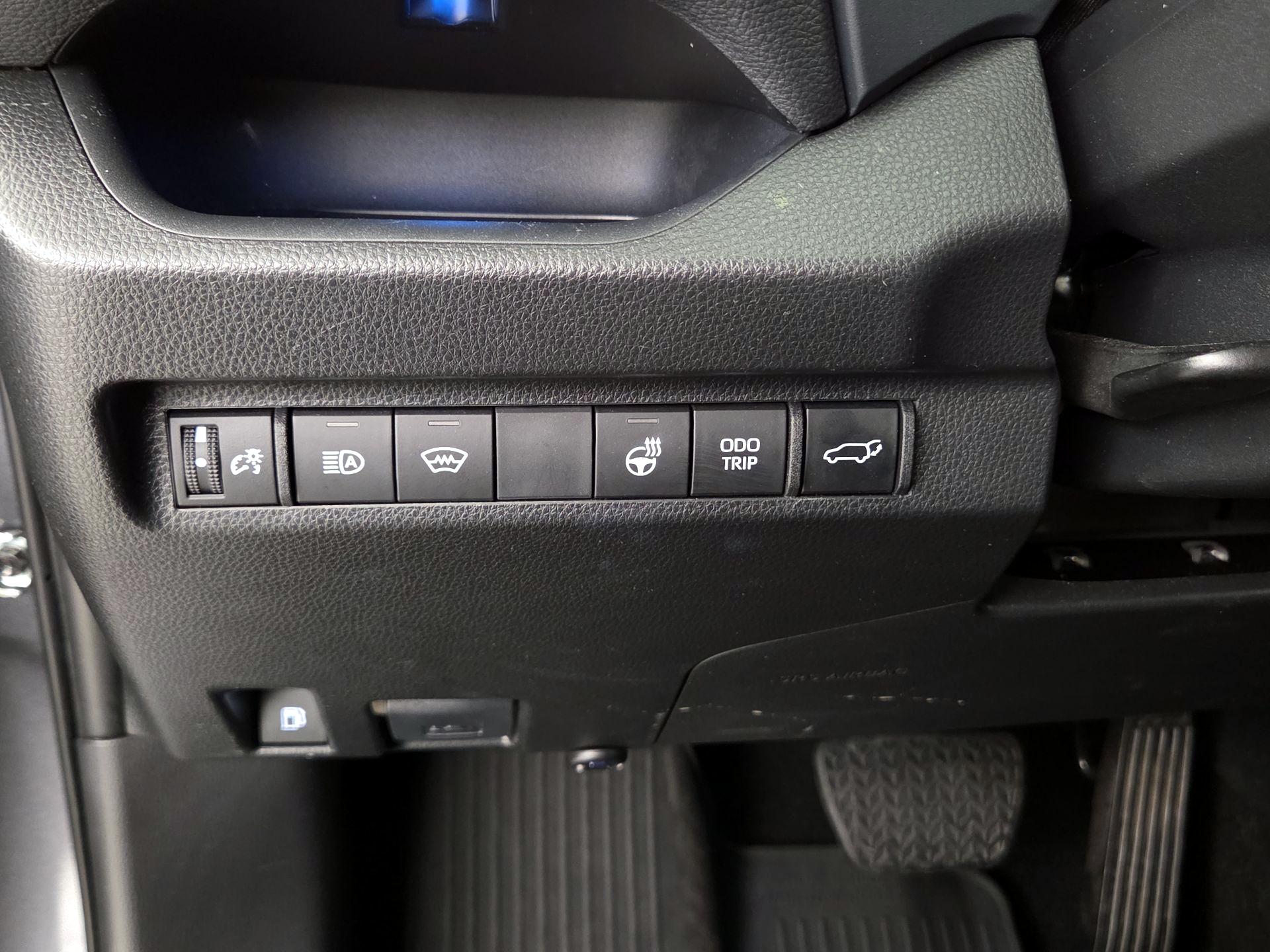 Thumbnail: 2024 Toyota RAV4 - 13