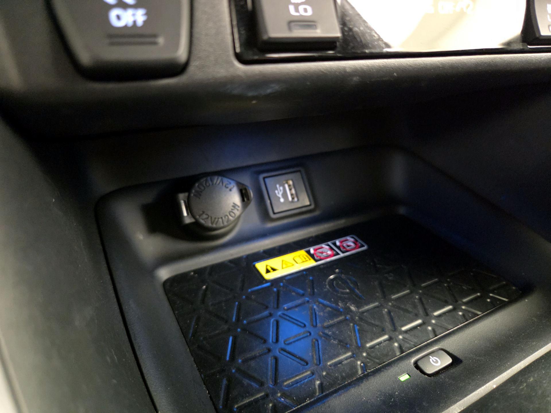 Thumbnail: 2024 Toyota RAV4 - 18