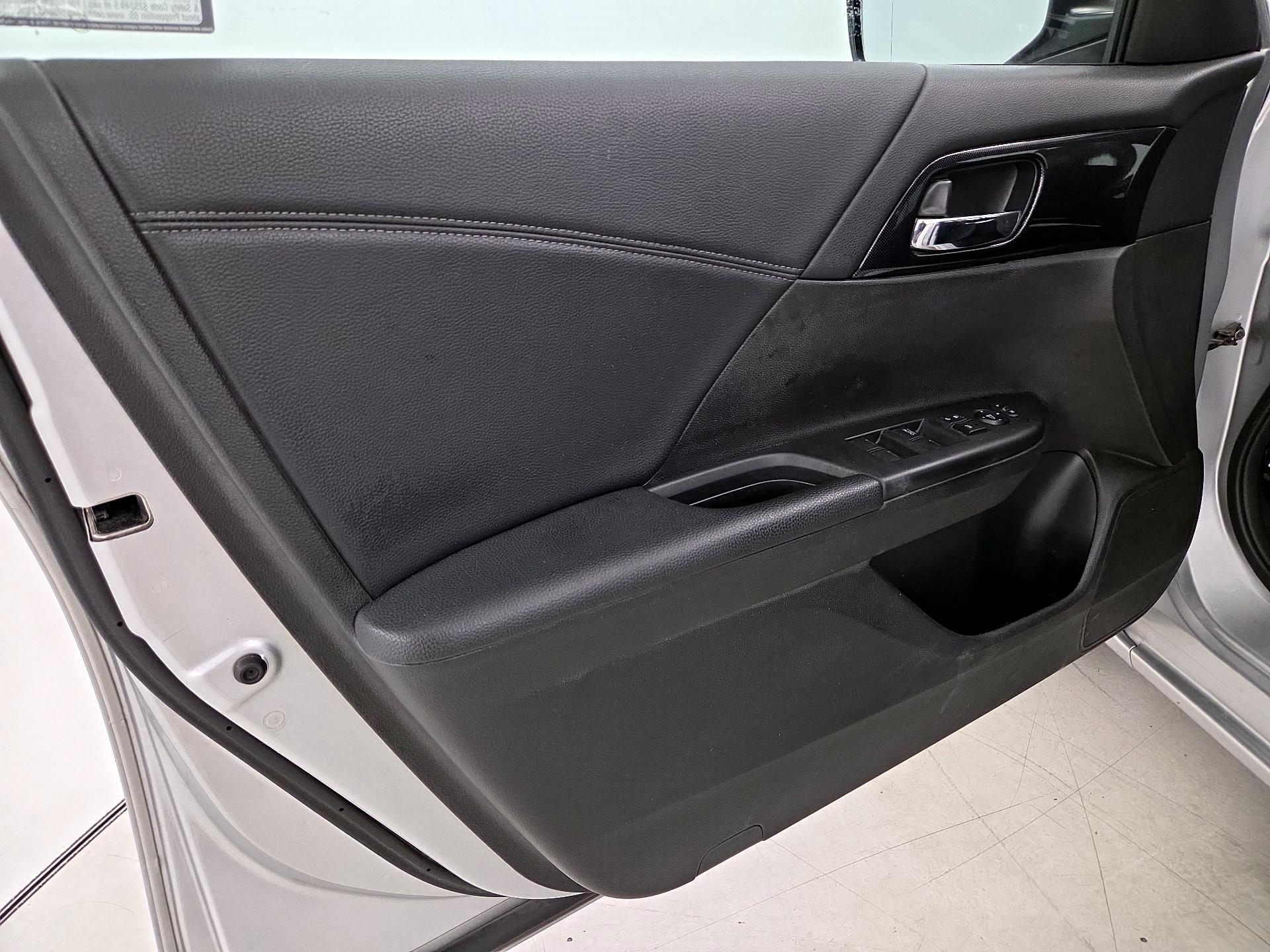 Thumbnail: 2014 Honda Accord - 12