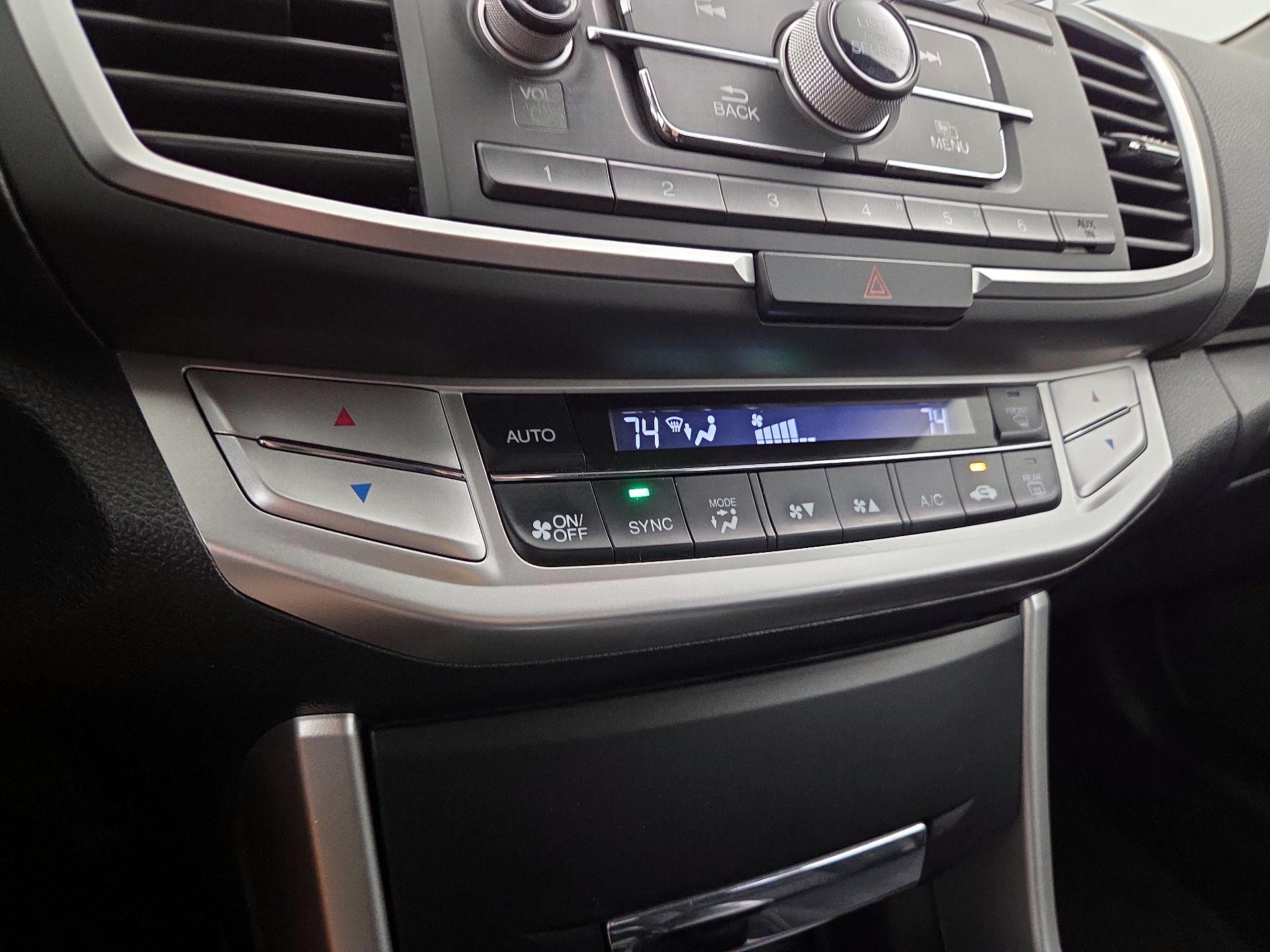 Thumbnail: 2014 Honda Accord - 16