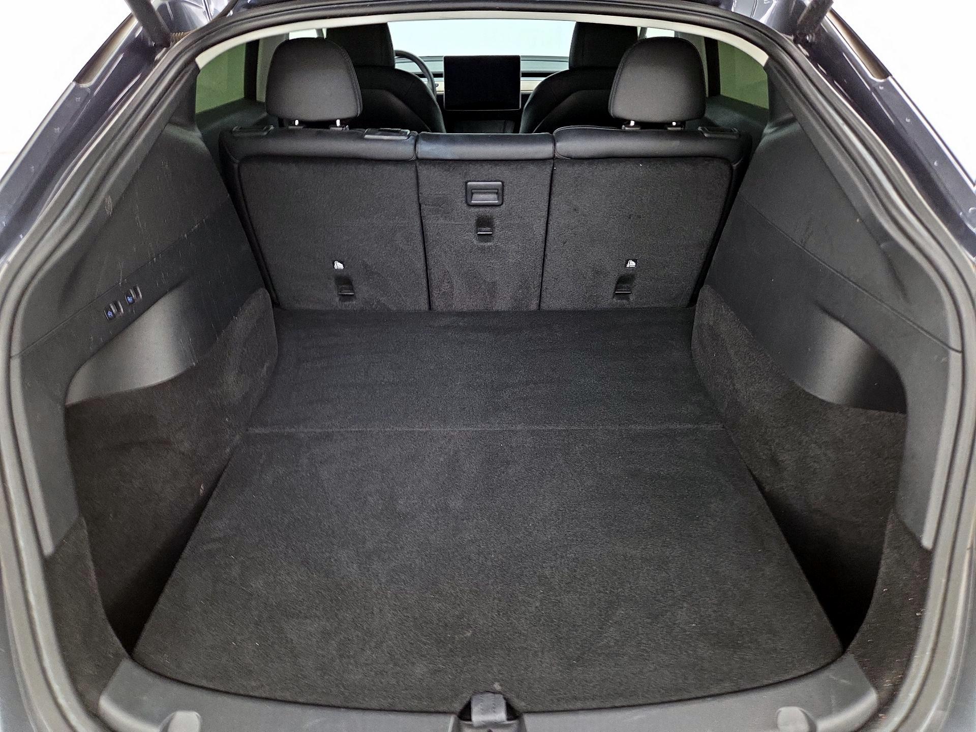 Thumbnail: 2022 Tesla Model Y - 19