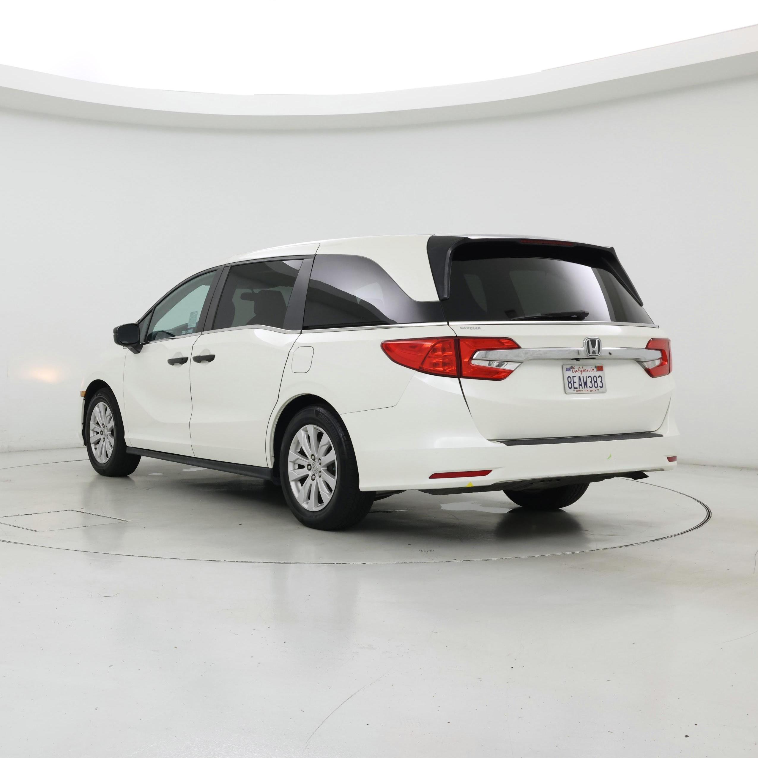 Thumbnail: 2018 Honda Odyssey - 2