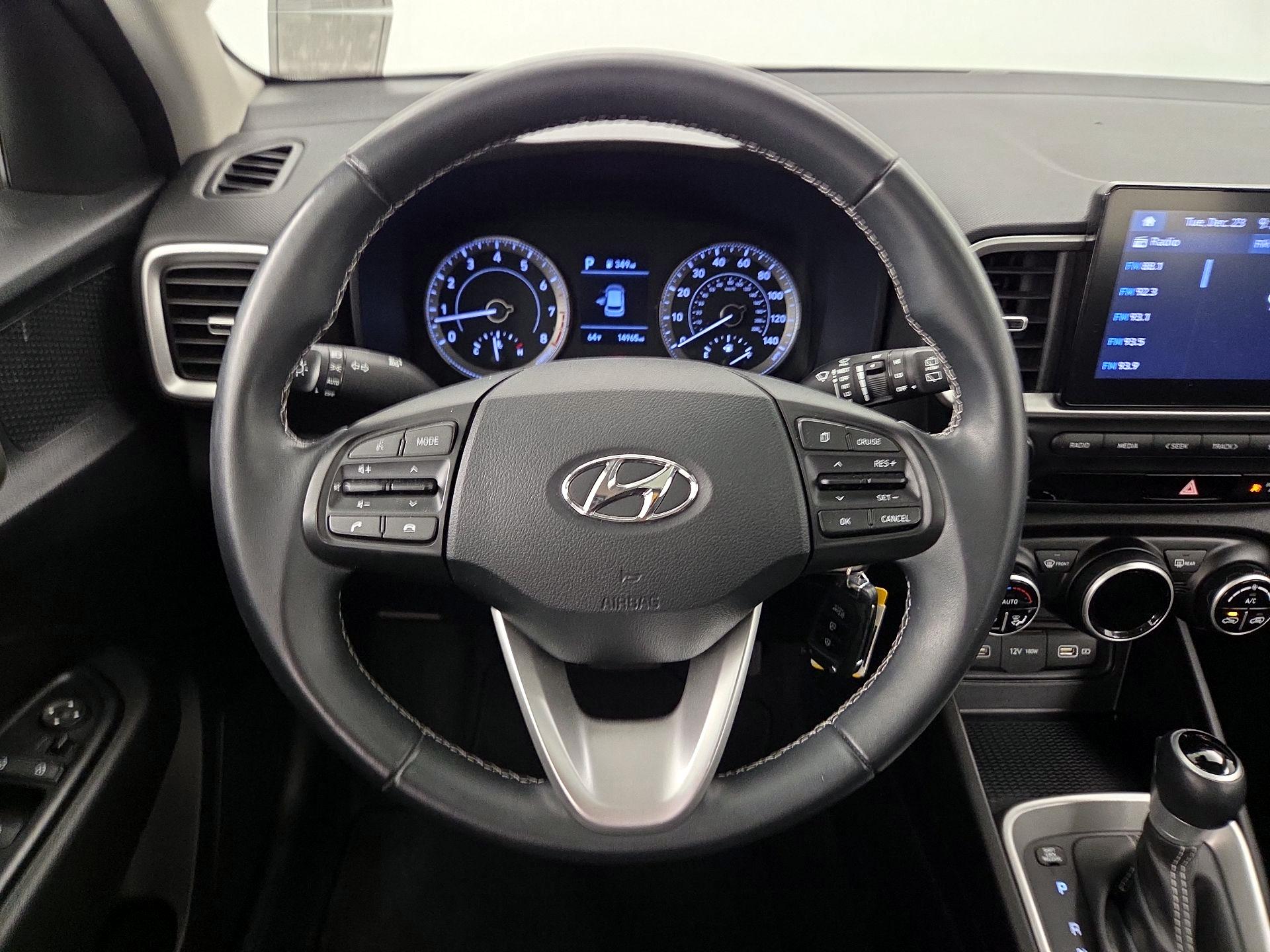 Thumbnail: 2022 Hyundai Venue - 10