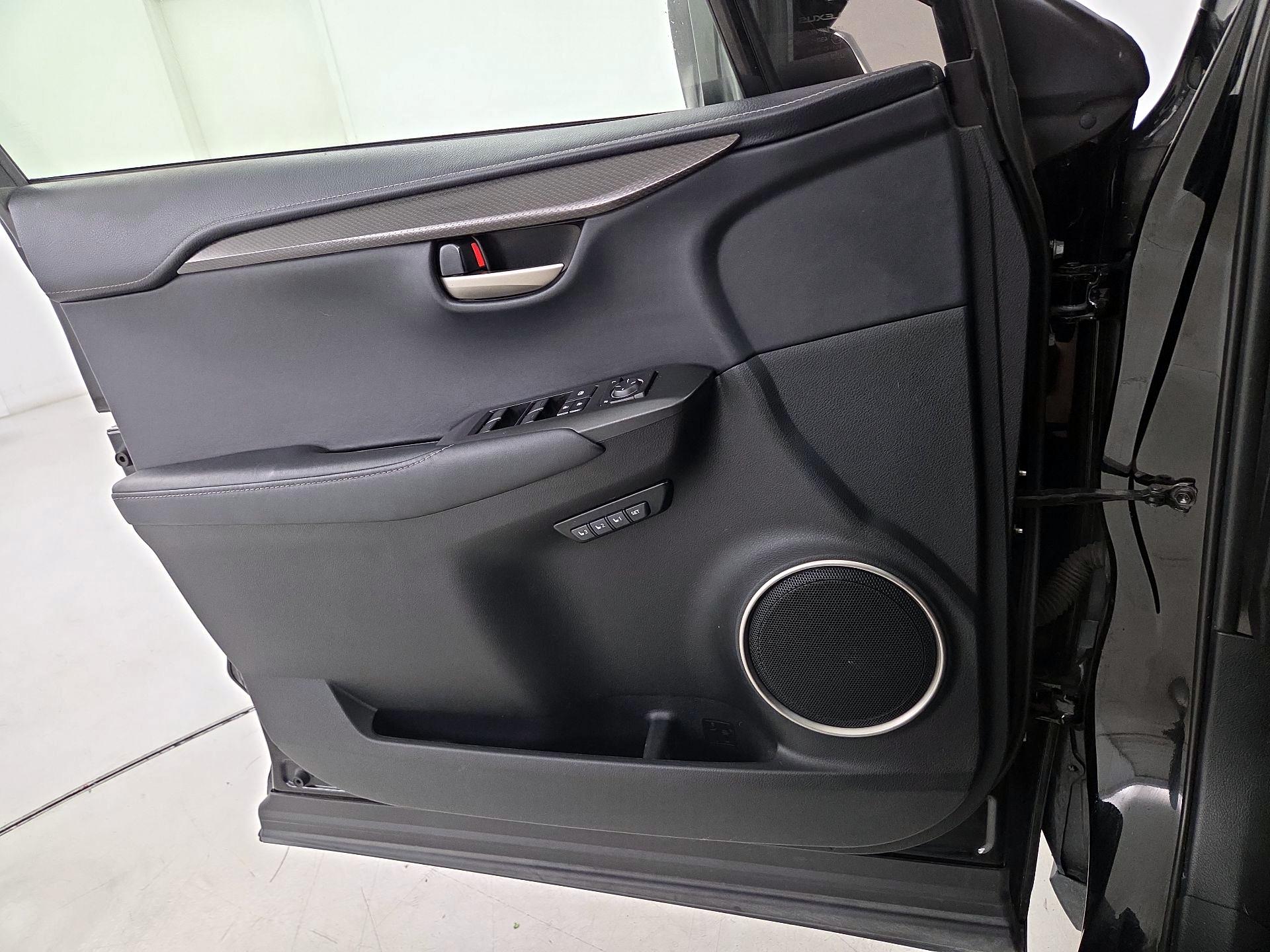 Thumbnail: 2015 Lexus NX - 12